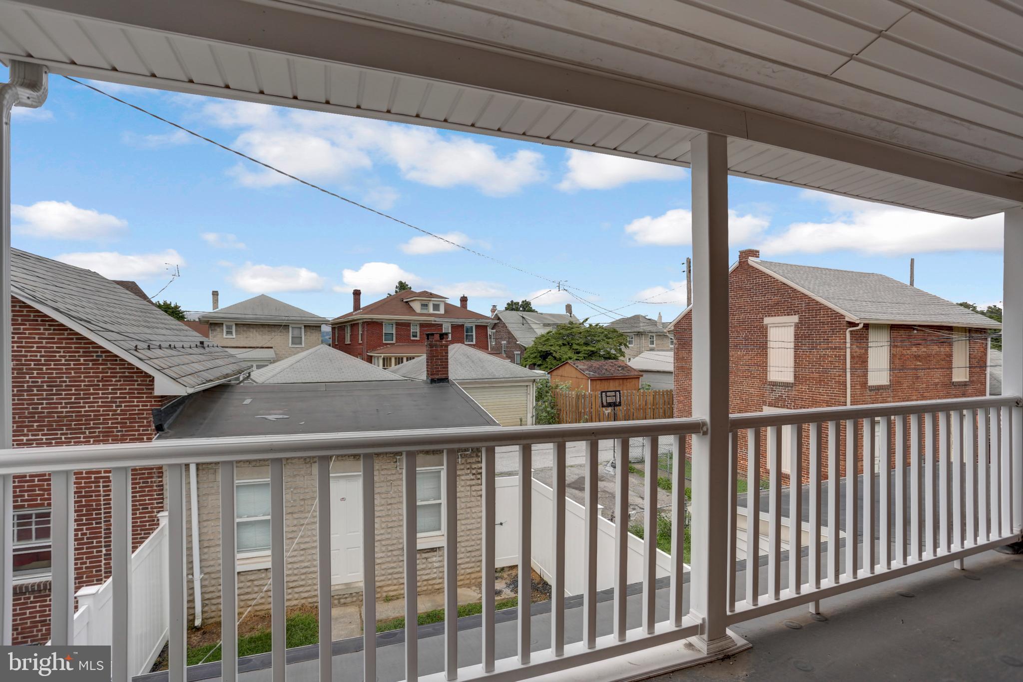 EAST YORK - Residential