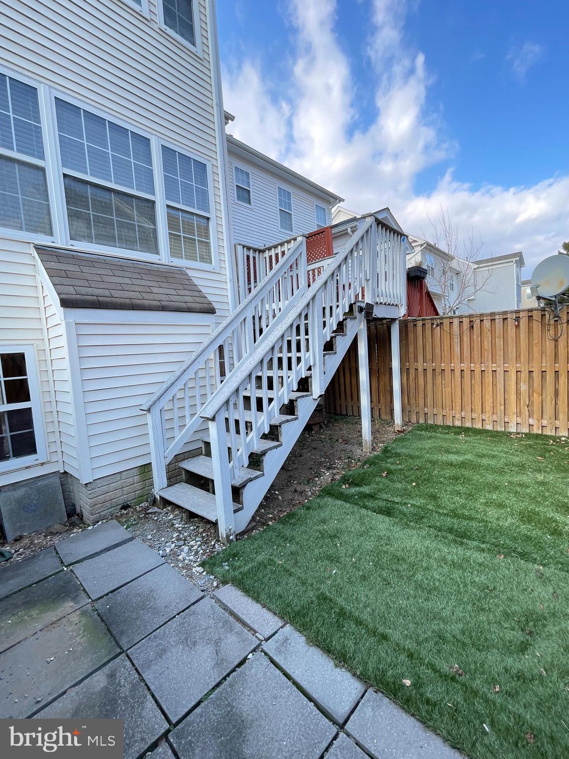 SOUTH RIDING - Residential