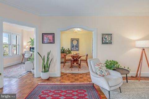 Photo of 3900 Cathedral Avenue NW #605A, WASHINGTON, DC 20016 (MLS # DCDC2223144)