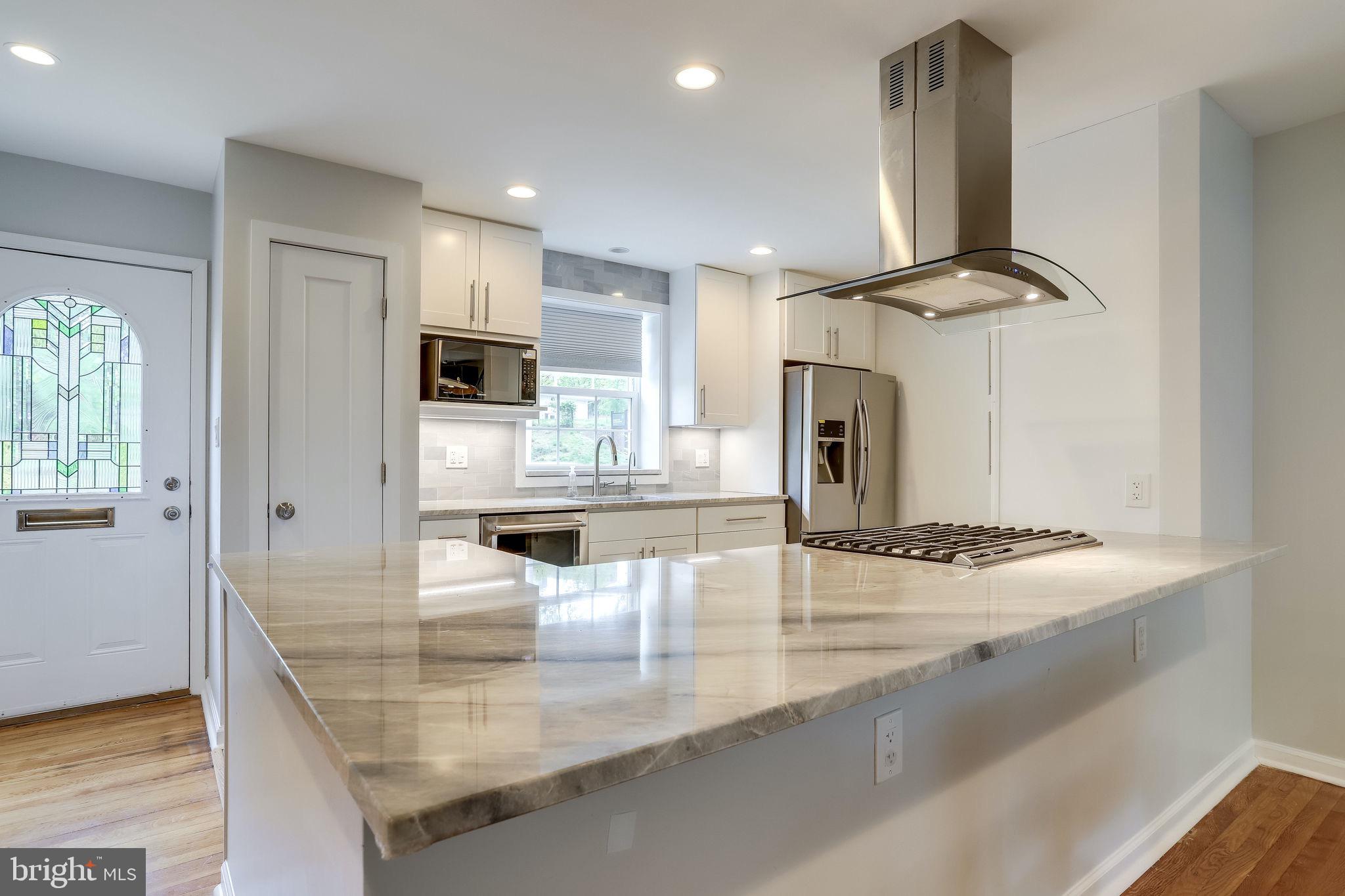 WARWICK VILLAGE - Residential