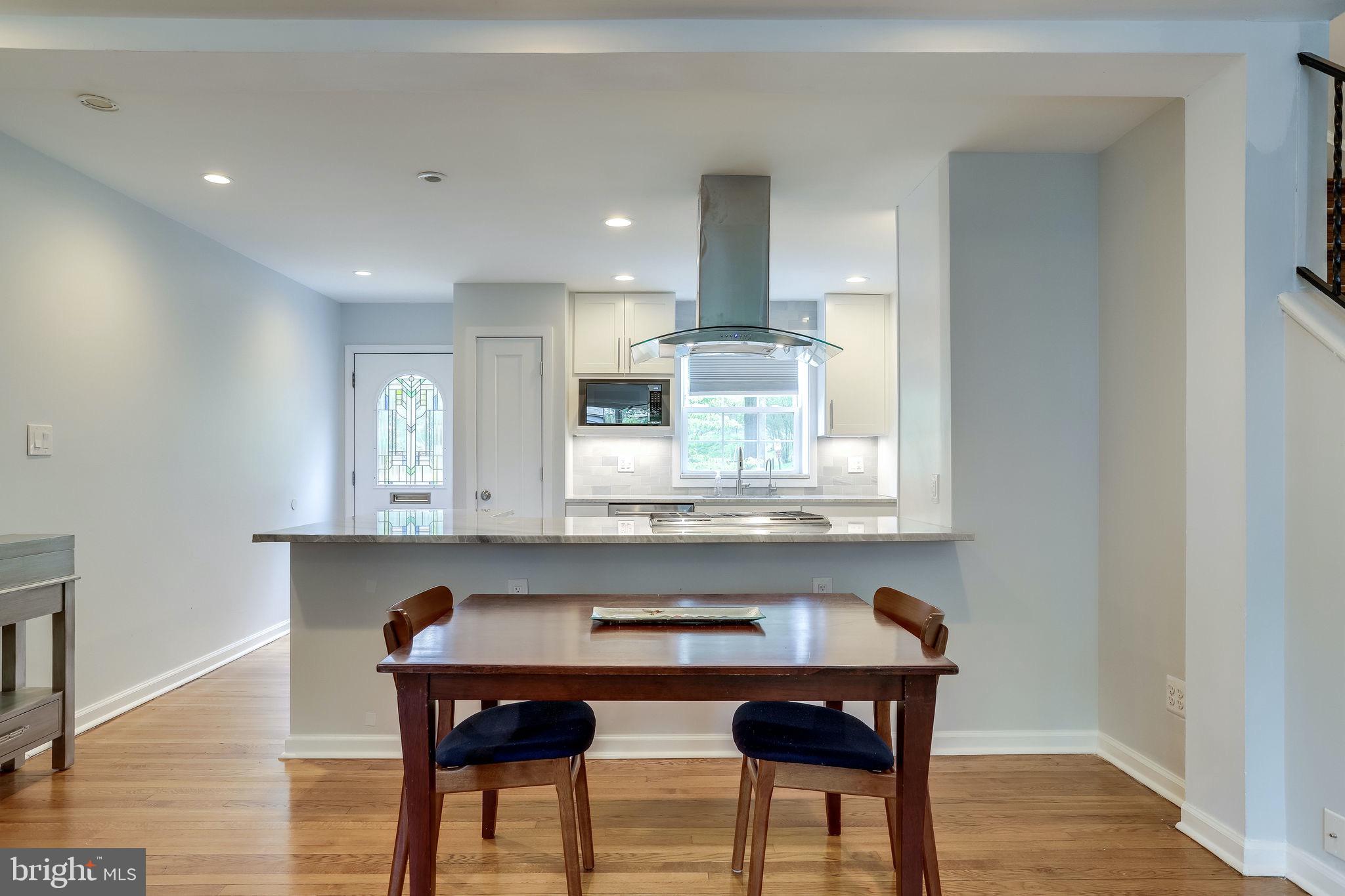 WARWICK VILLAGE - Residential