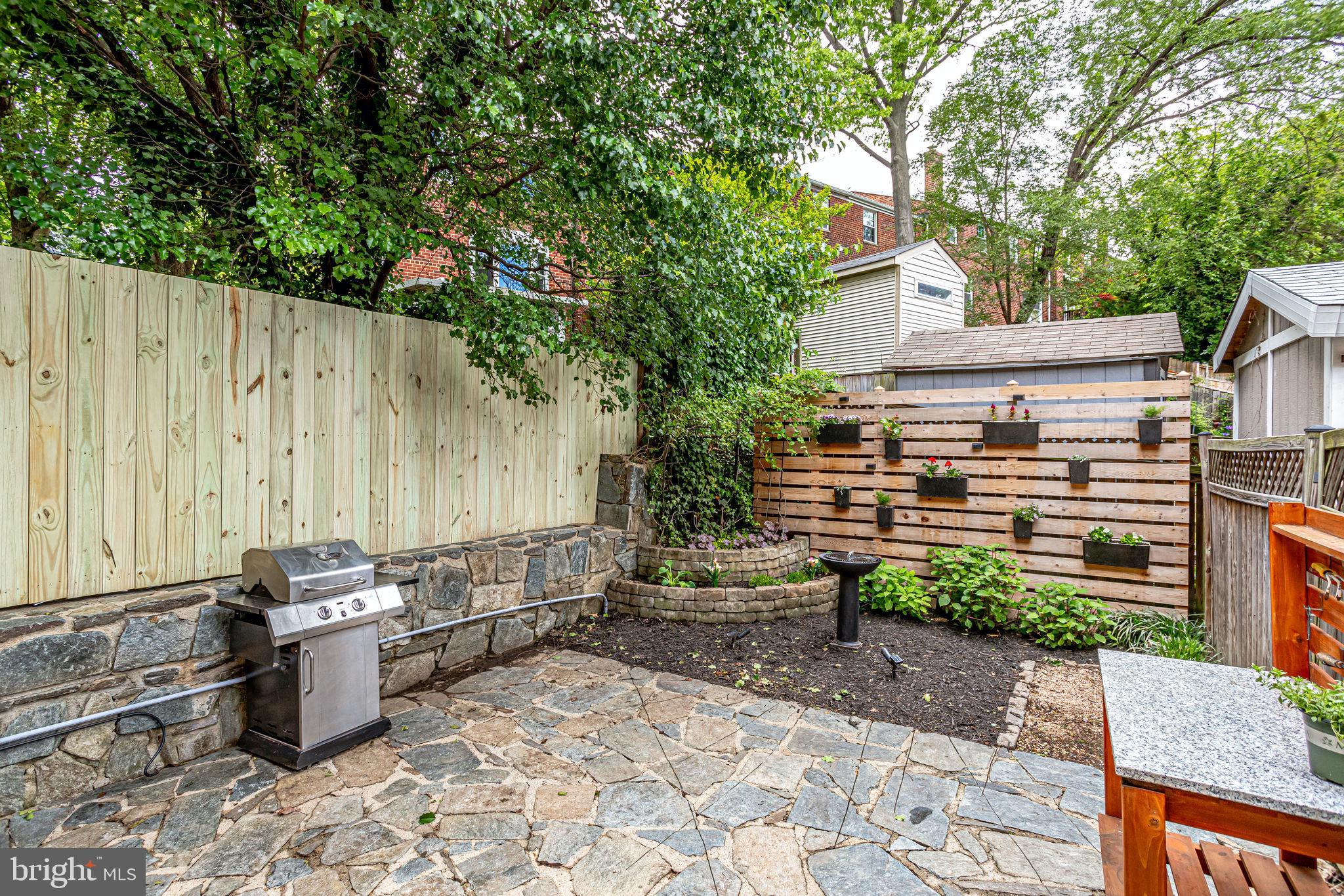 WARWICK VILLAGE - Residential