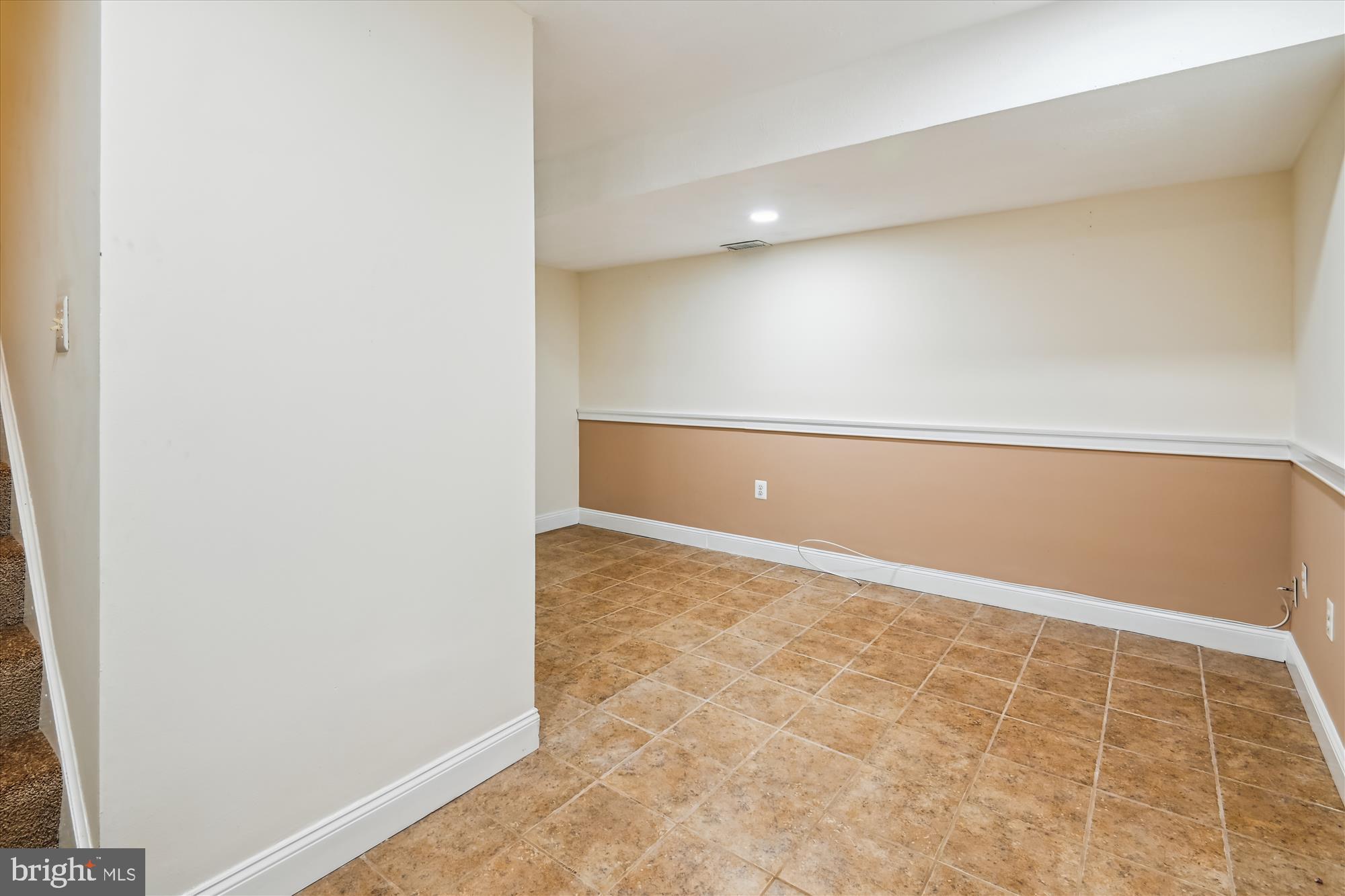 SOUTHWOODS - Residential