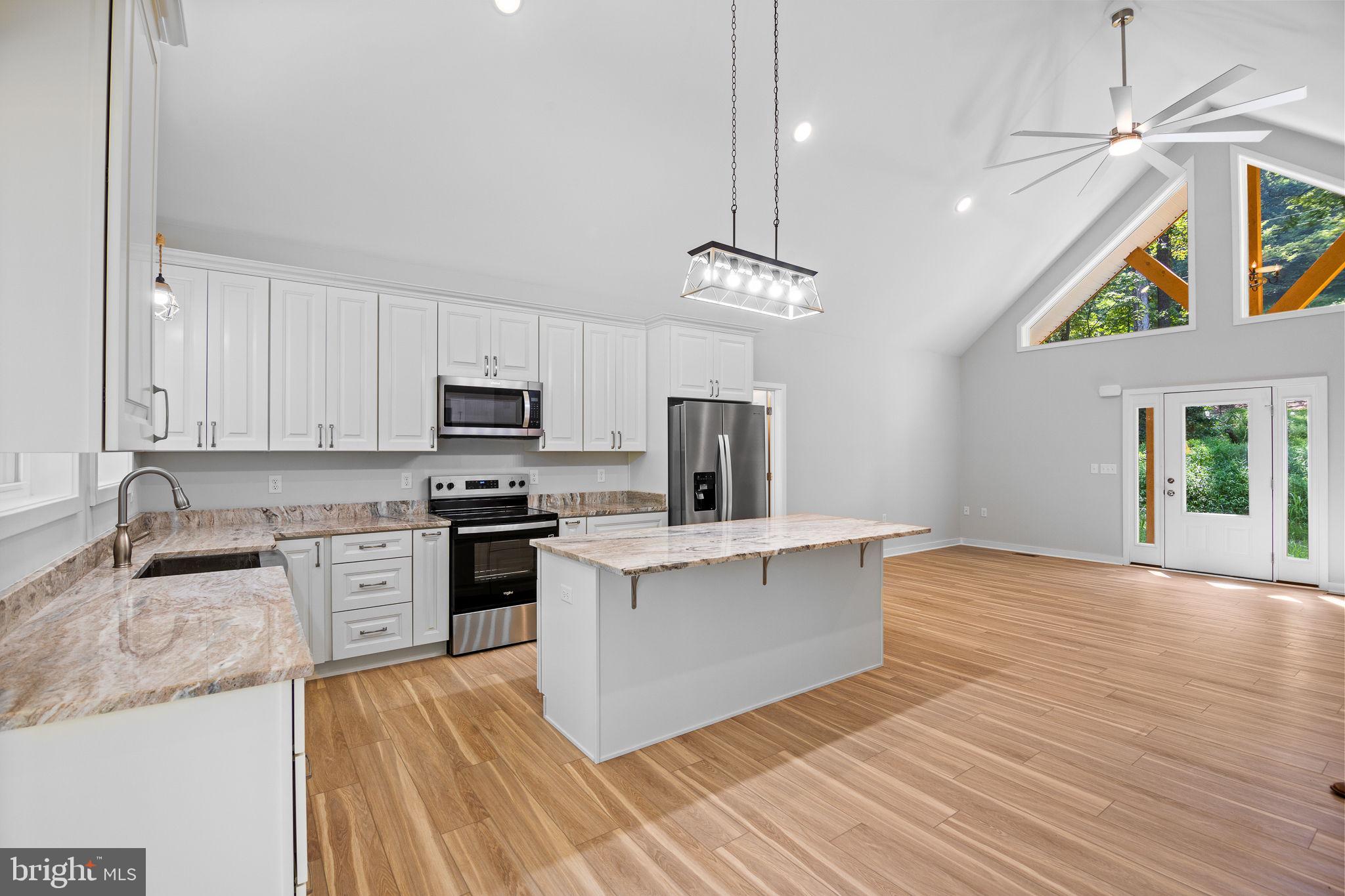 SLEEPY HOLLOW - Residential