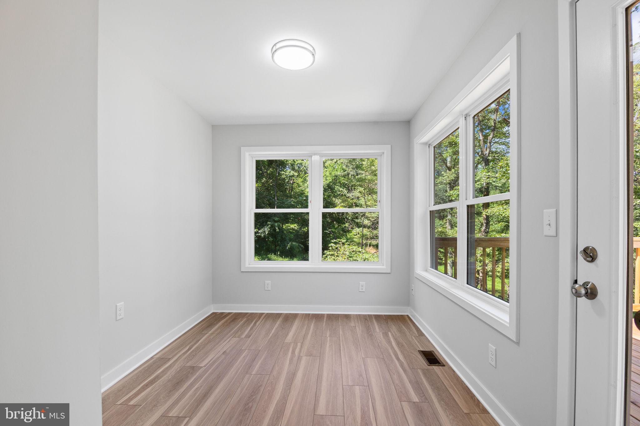 SLEEPY HOLLOW - Residential