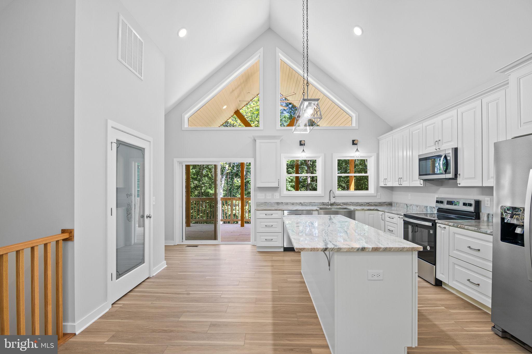 SLEEPY HOLLOW - Residential