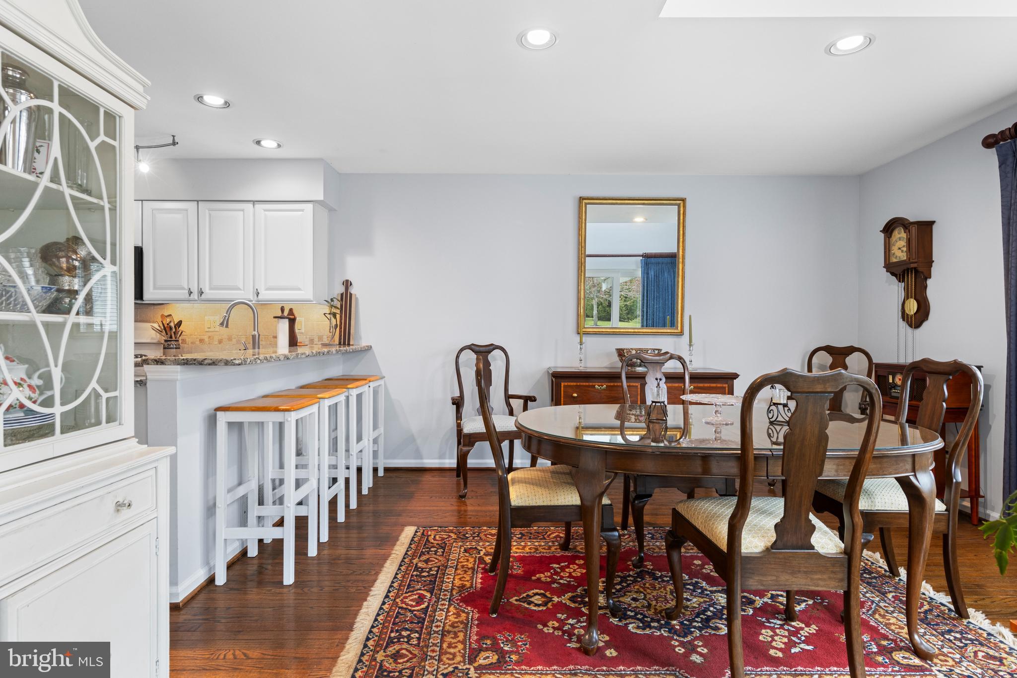 CHESTERBROOK/NEWPO - Residential