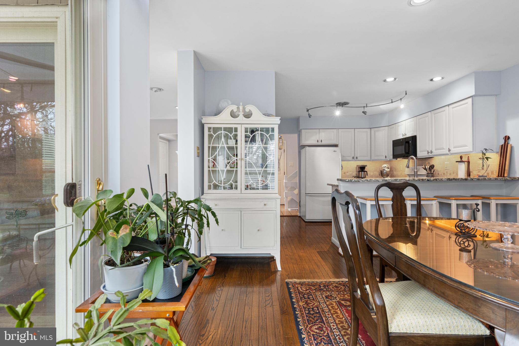 CHESTERBROOK/NEWPO - Residential