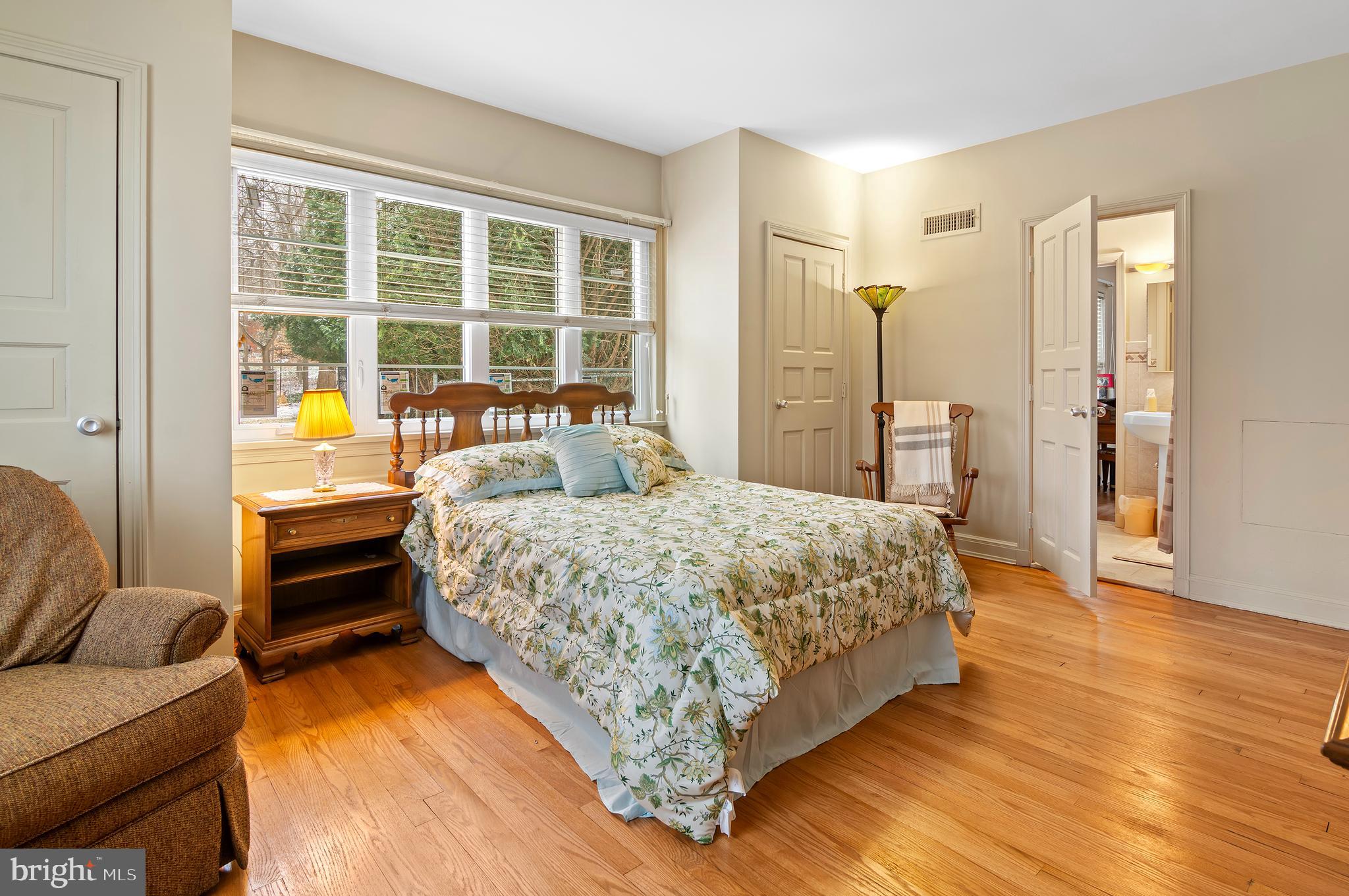 CAVESWOOD - Residential