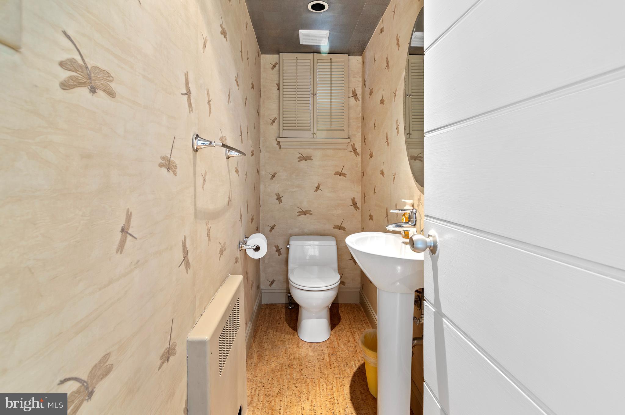 CAVESWOOD - Residential