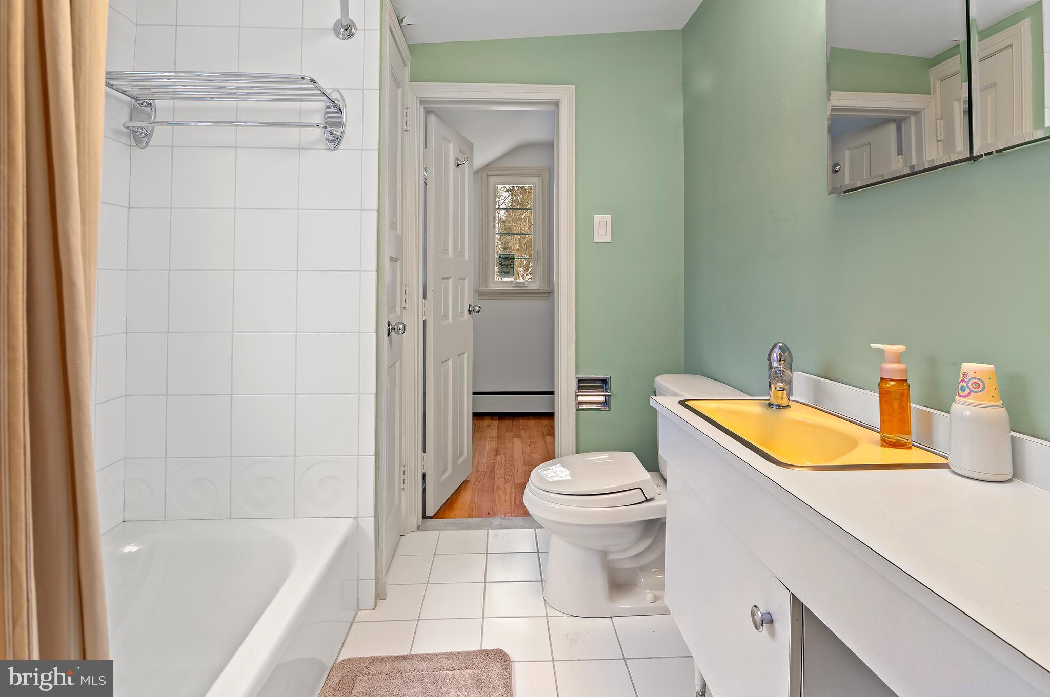 CAVESWOOD - Residential