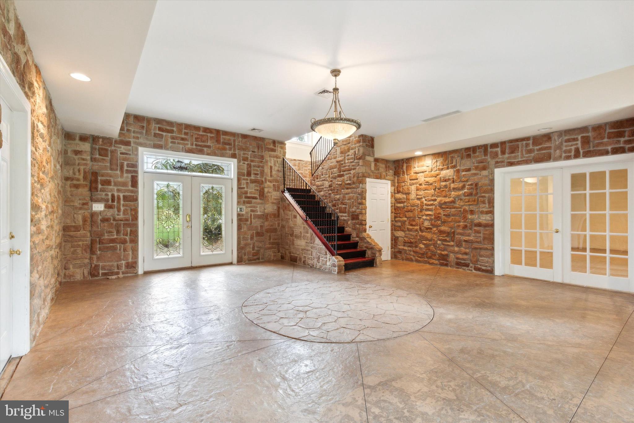 DELAWARE SHORE - Residential