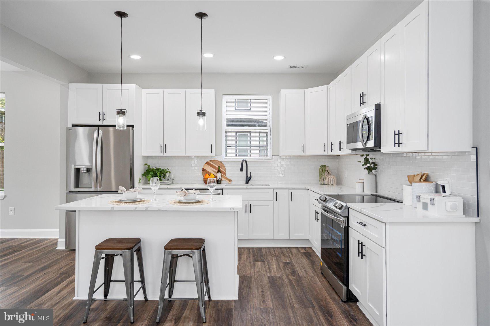 FAIRMOUNT PARK - Residential