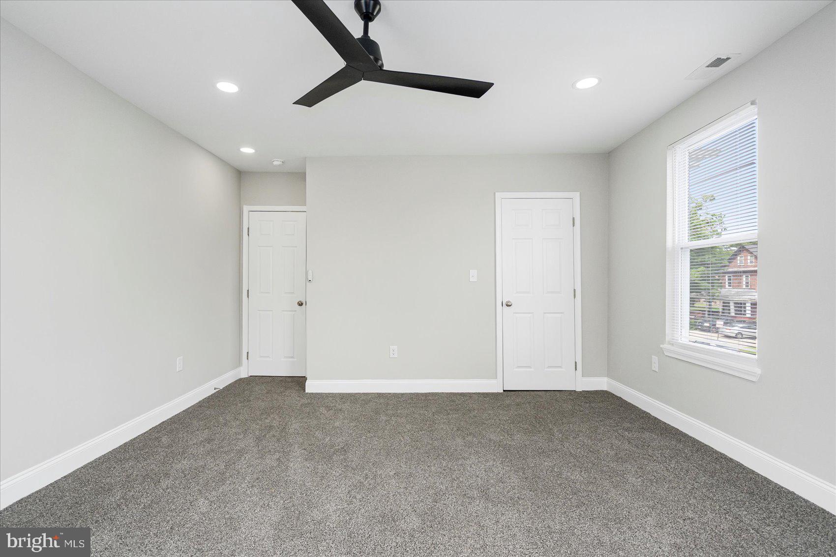 FAIRMOUNT PARK - Residential
