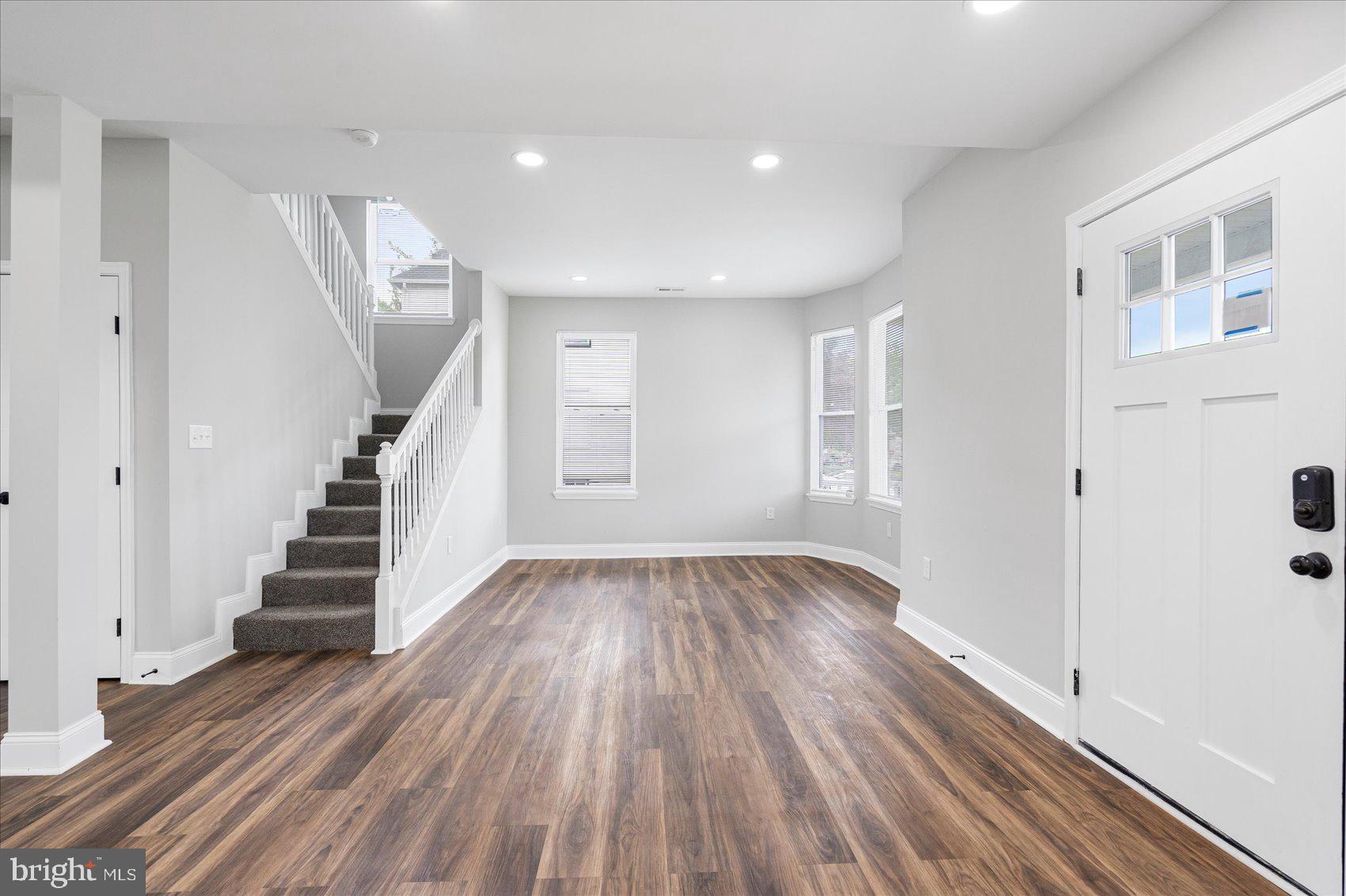 FAIRMOUNT PARK - Residential