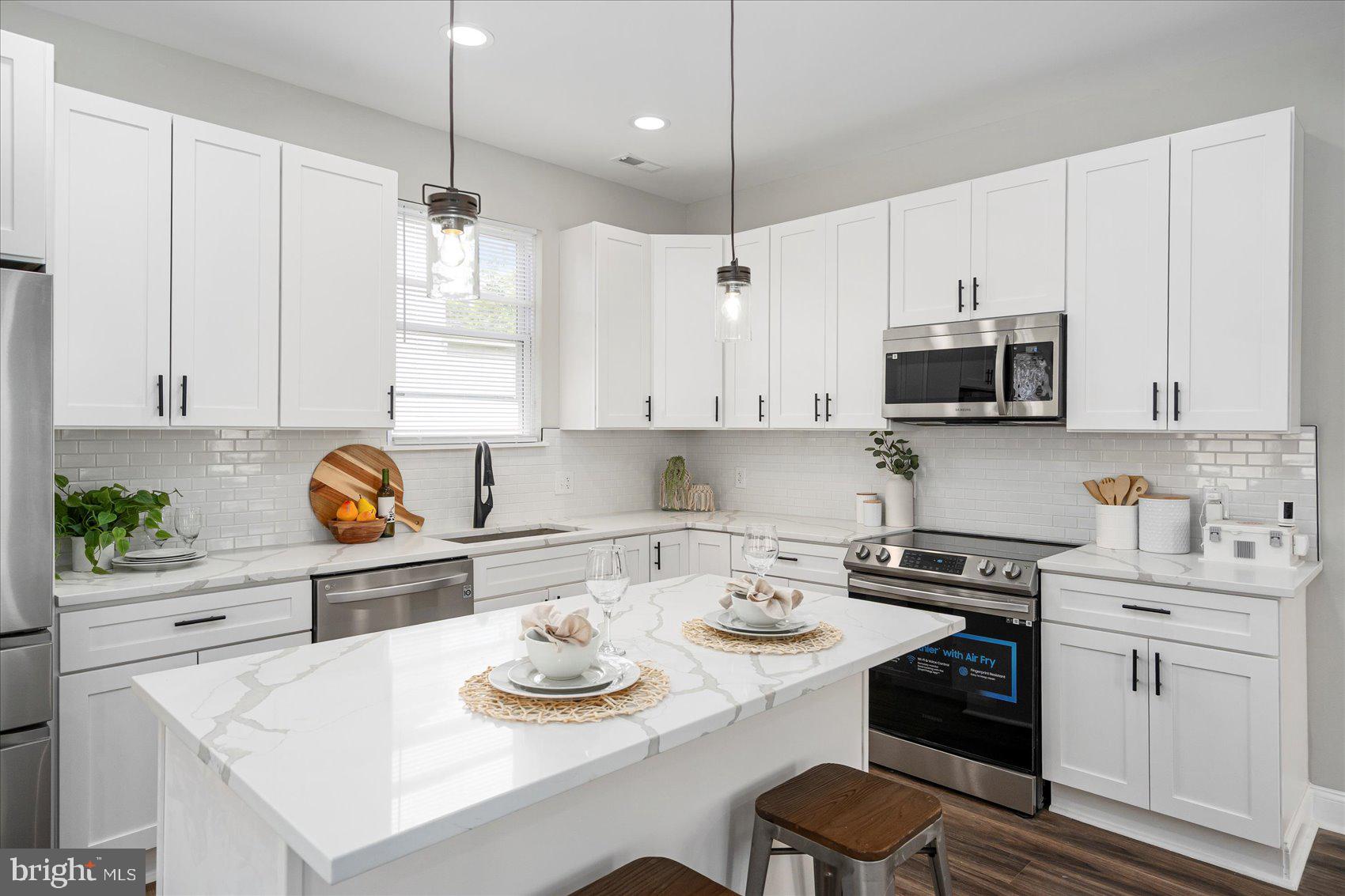 FAIRMOUNT PARK - Residential