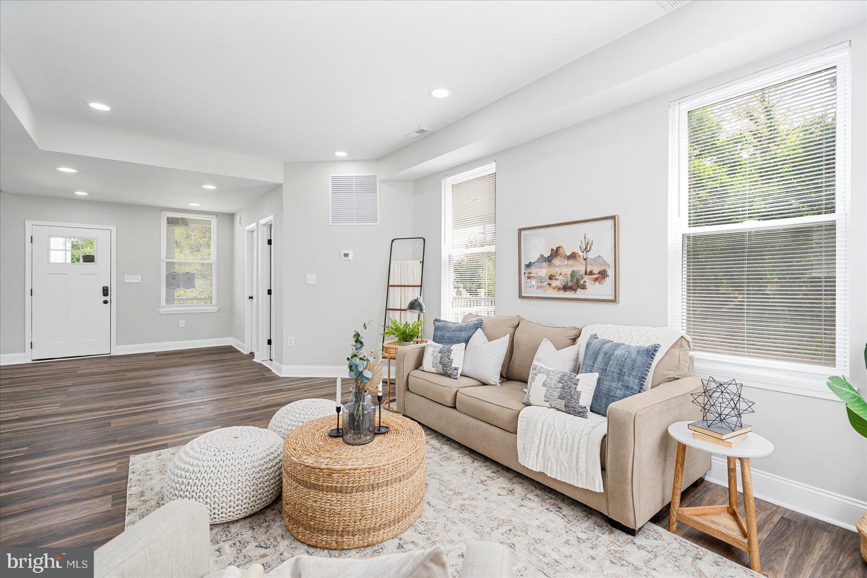 FAIRMOUNT PARK - Residential