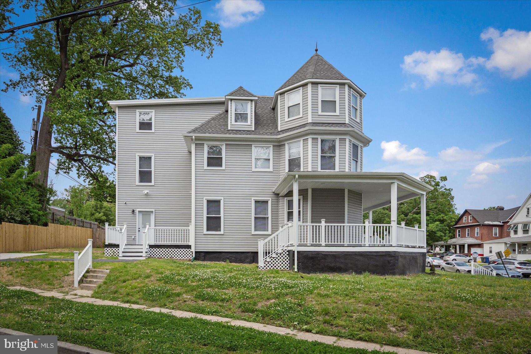 FAIRMOUNT PARK - Residential