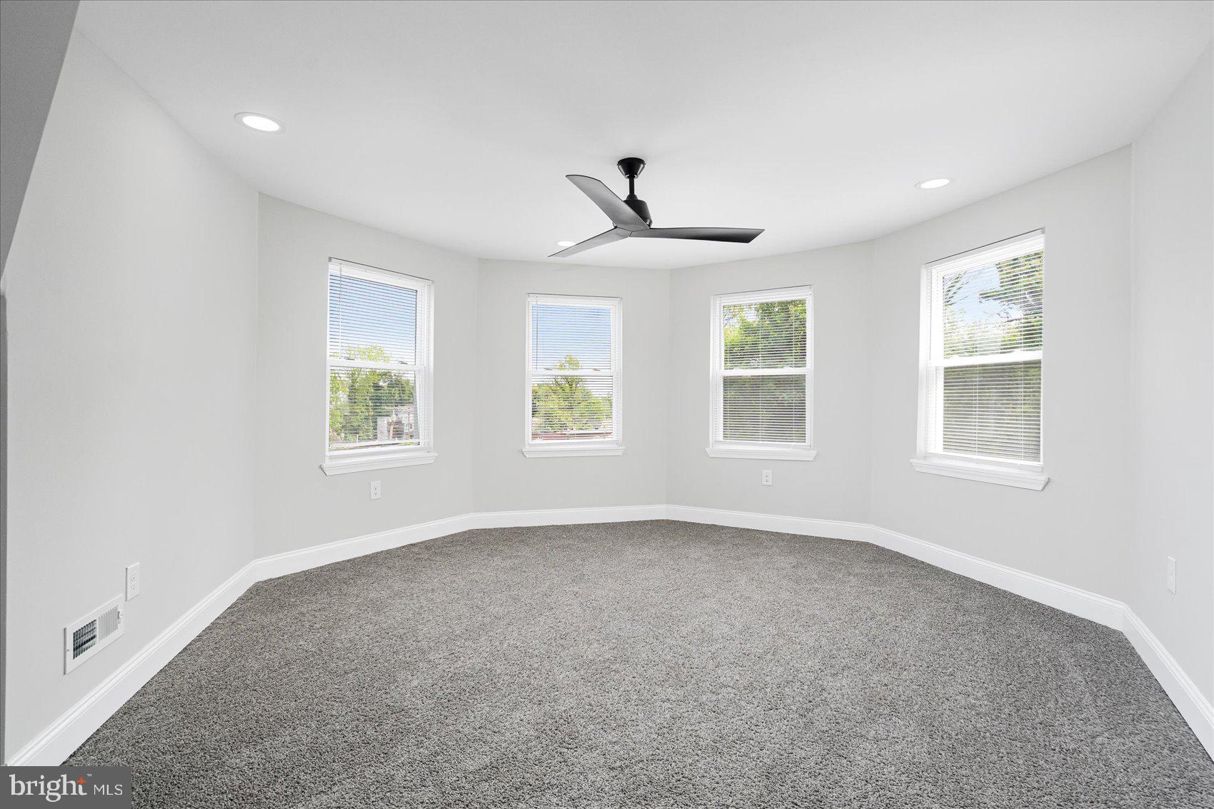 FAIRMOUNT PARK - Residential