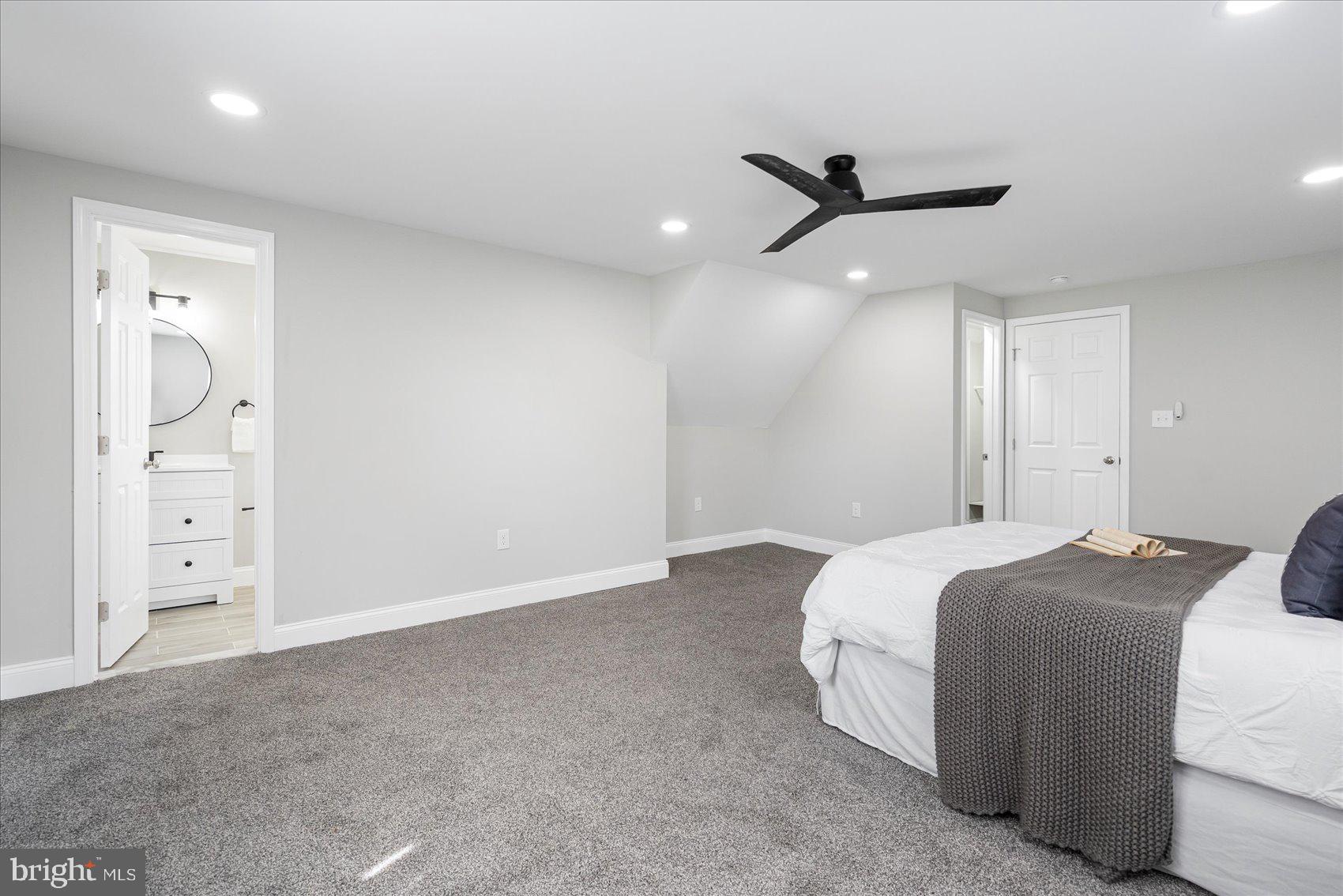 FAIRMOUNT PARK - Residential