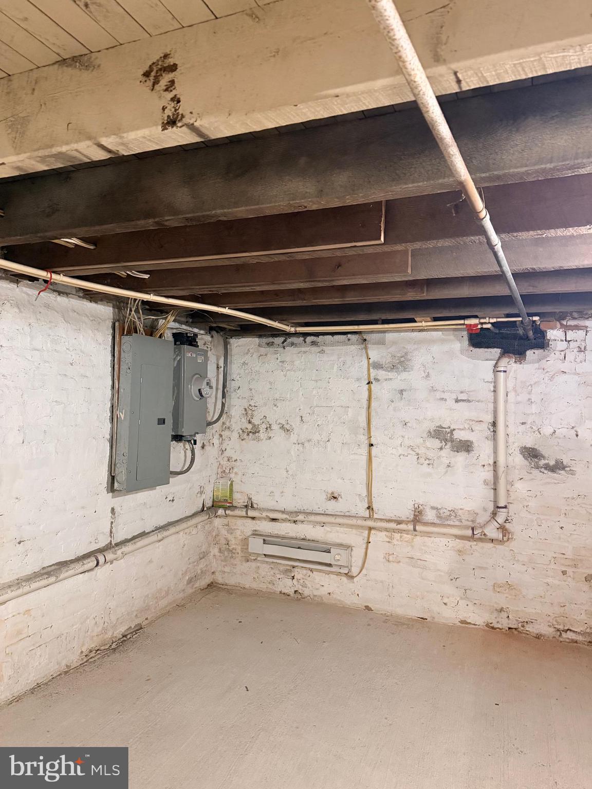 BALTIMORE HIGHLANDS - Residential