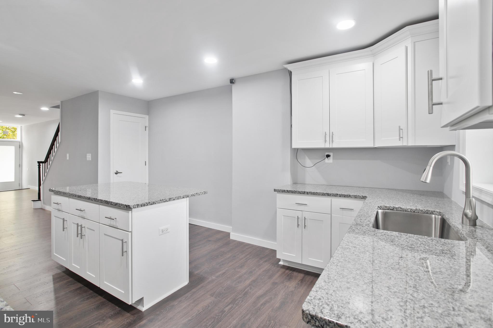 HIGHLANDTOWN - Residential