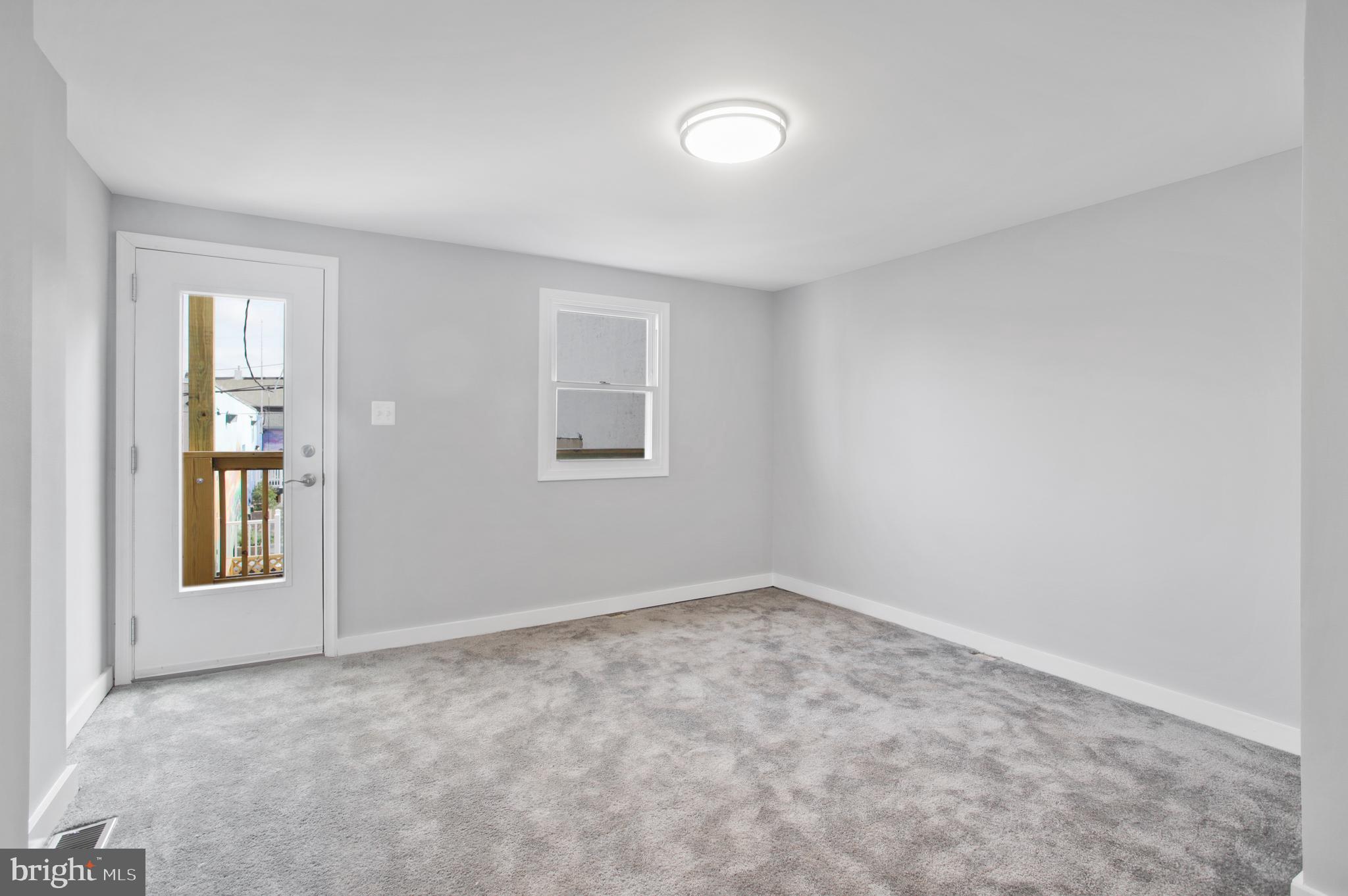 HIGHLANDTOWN - Residential