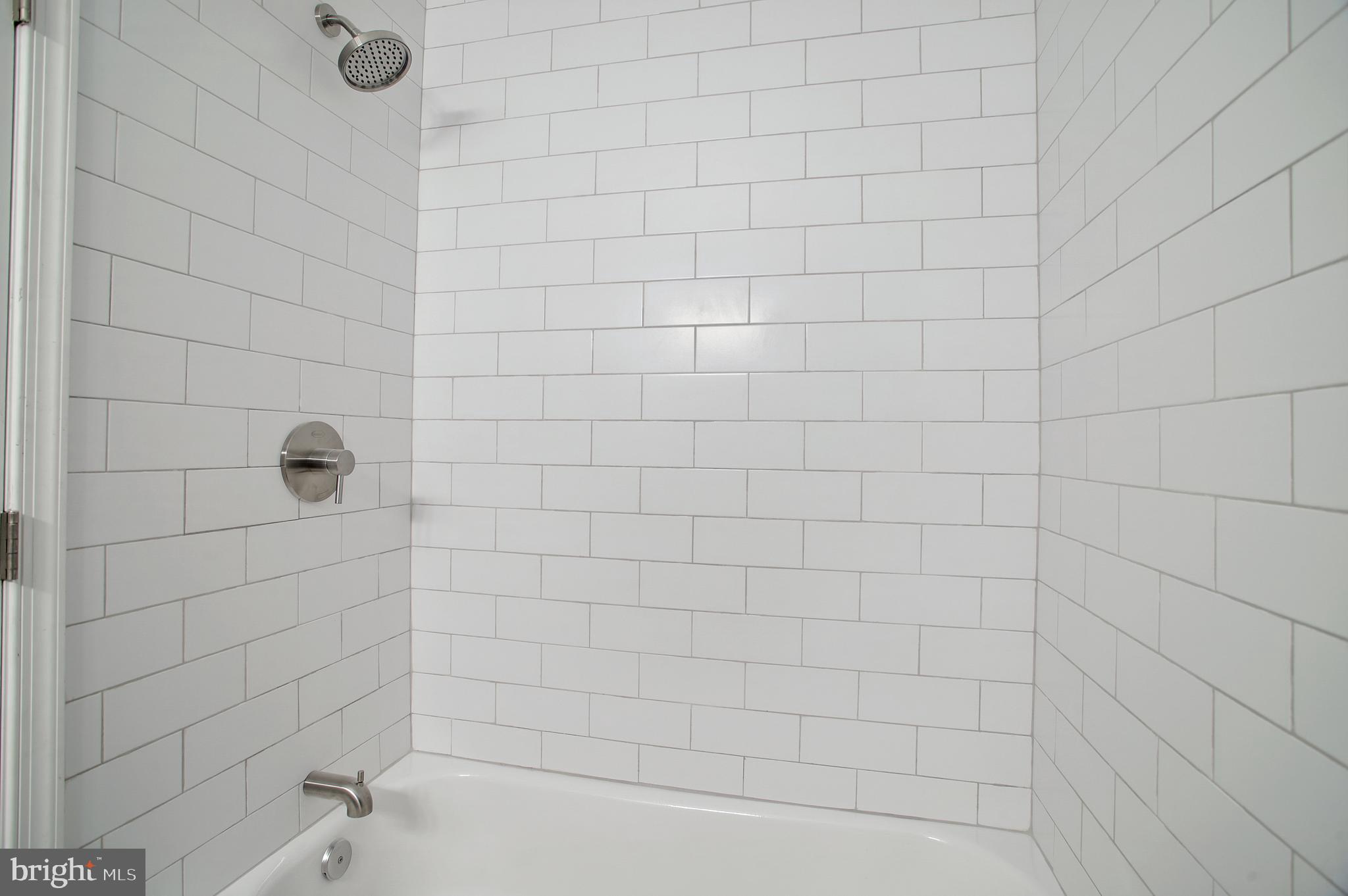 HIGHLANDTOWN - Residential