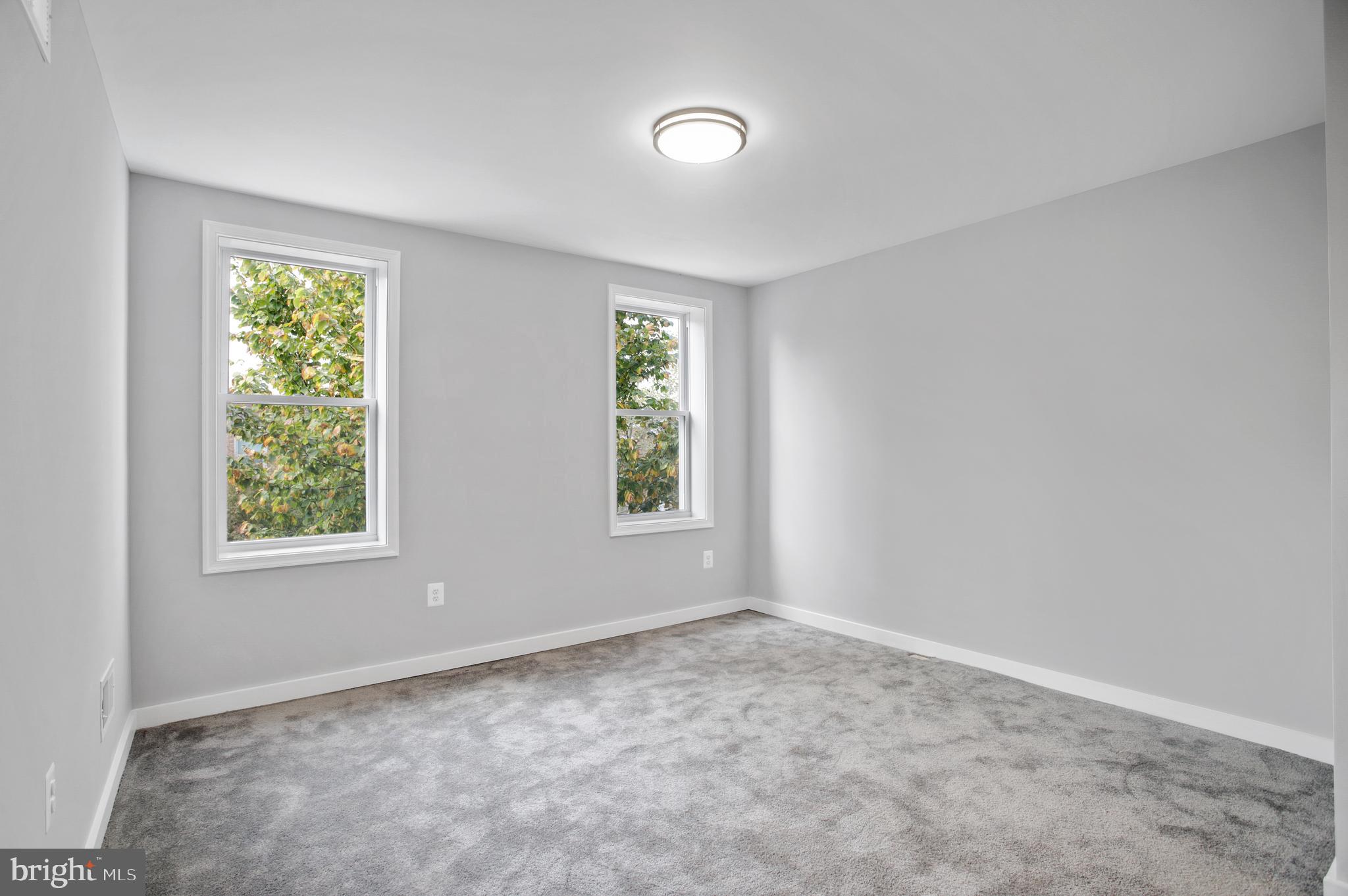 HIGHLANDTOWN - Residential