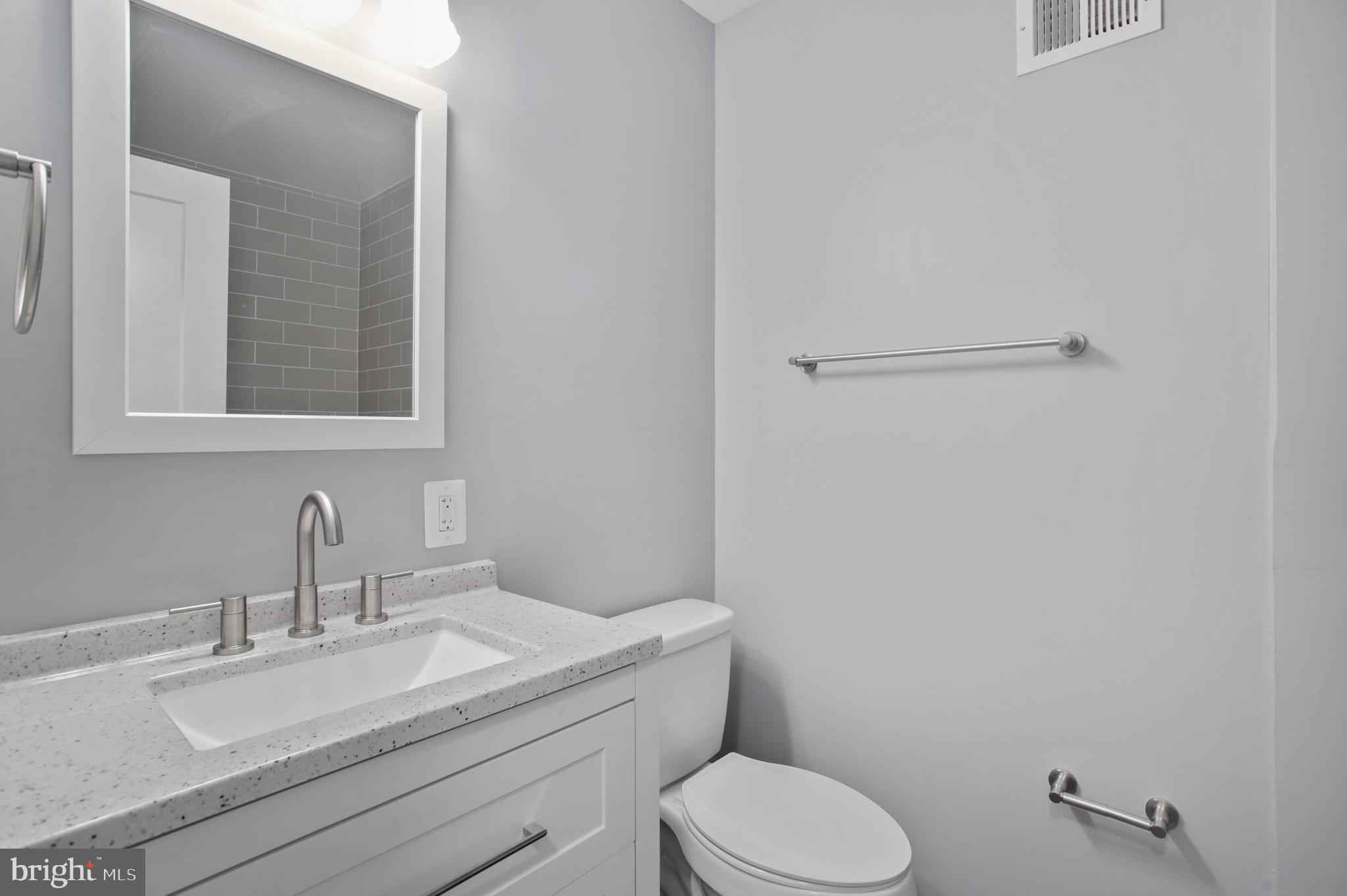 HIGHLANDTOWN - Residential