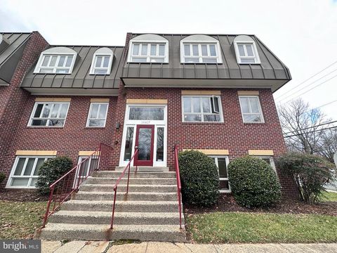 Photo of 10617 Jones Street #101A, FAIRFAX, VA 22030 (MLS # VAFC2007202)