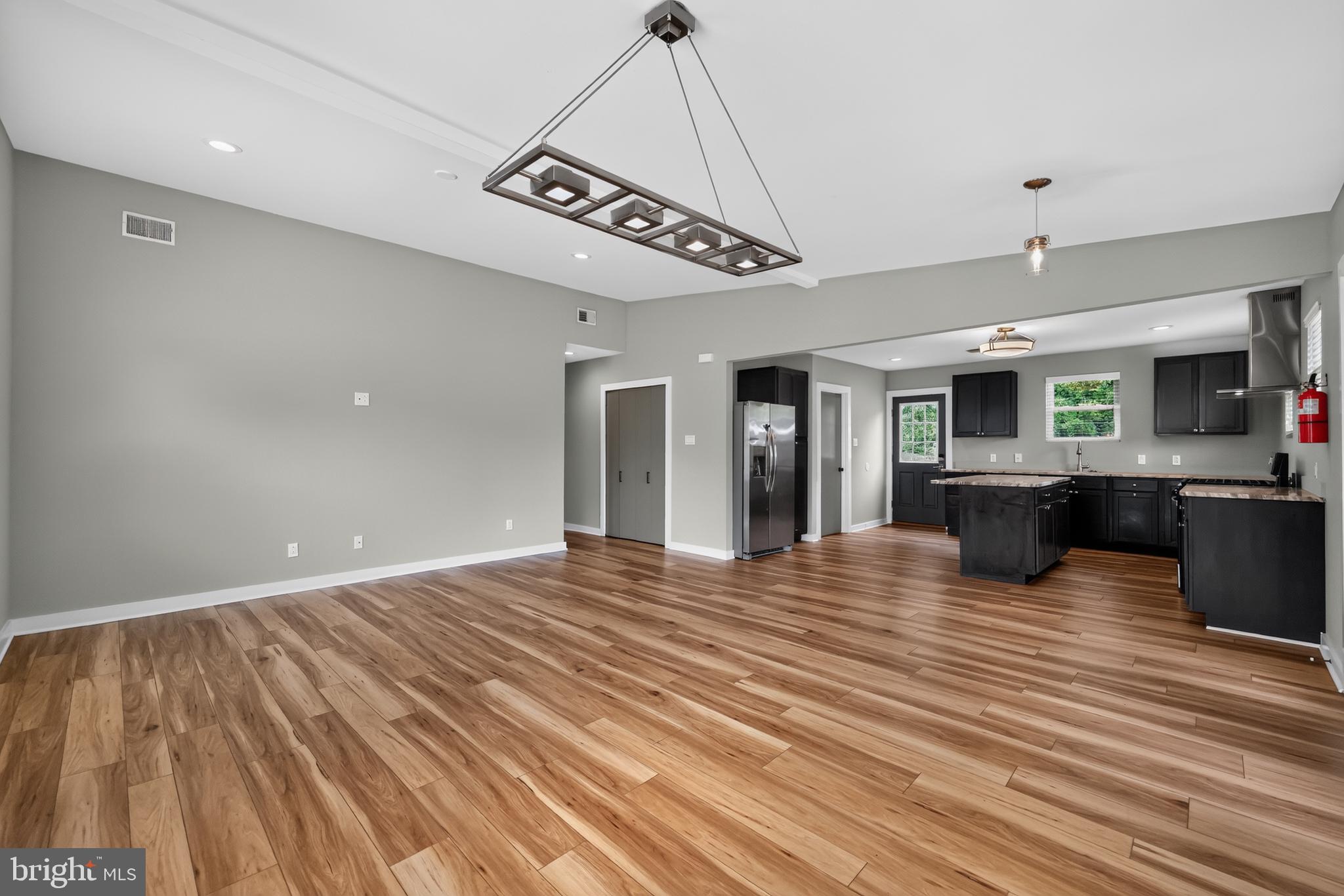 128 FAIRVIEW AVENUE