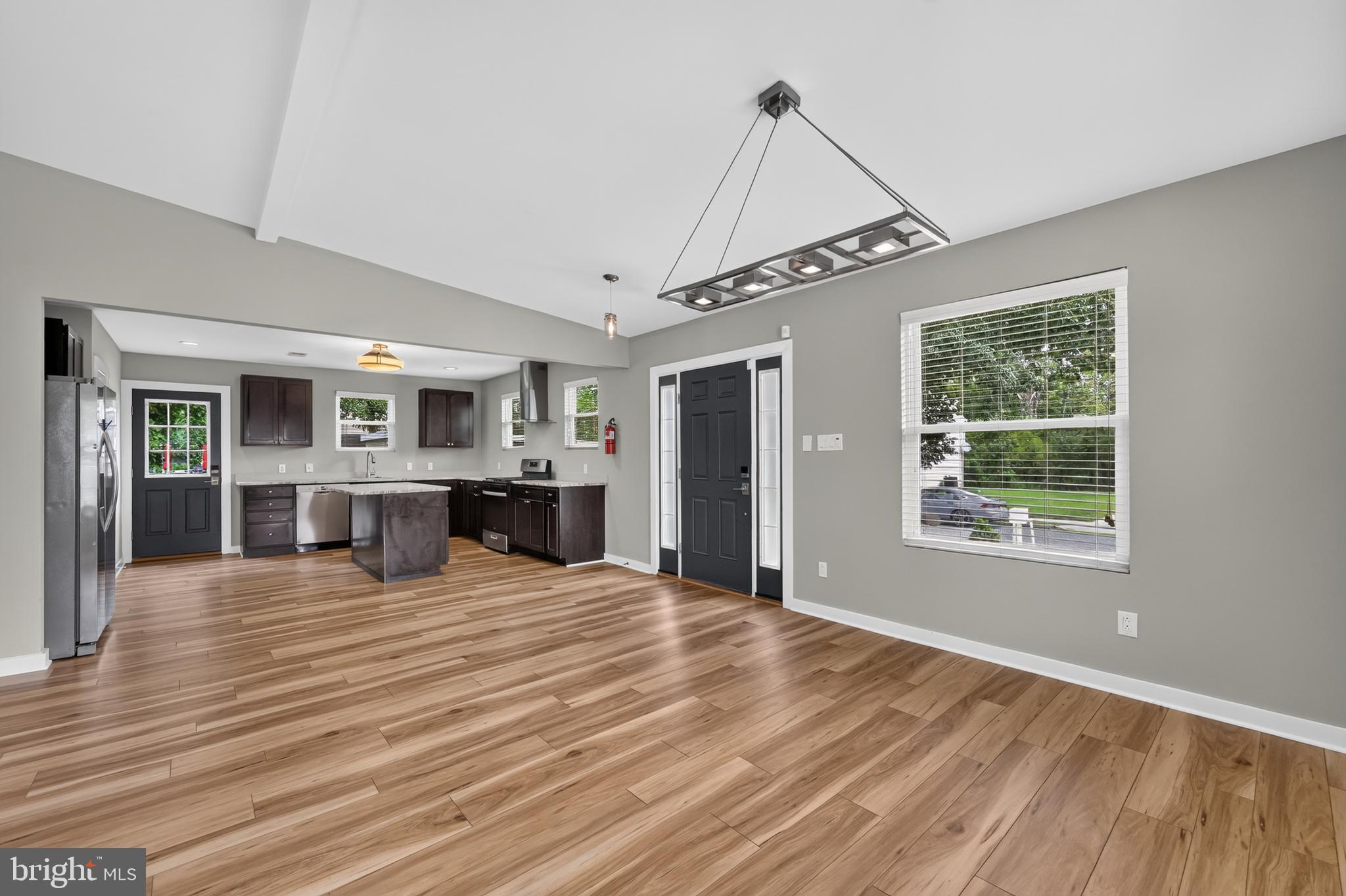128 FAIRVIEW AVENUE