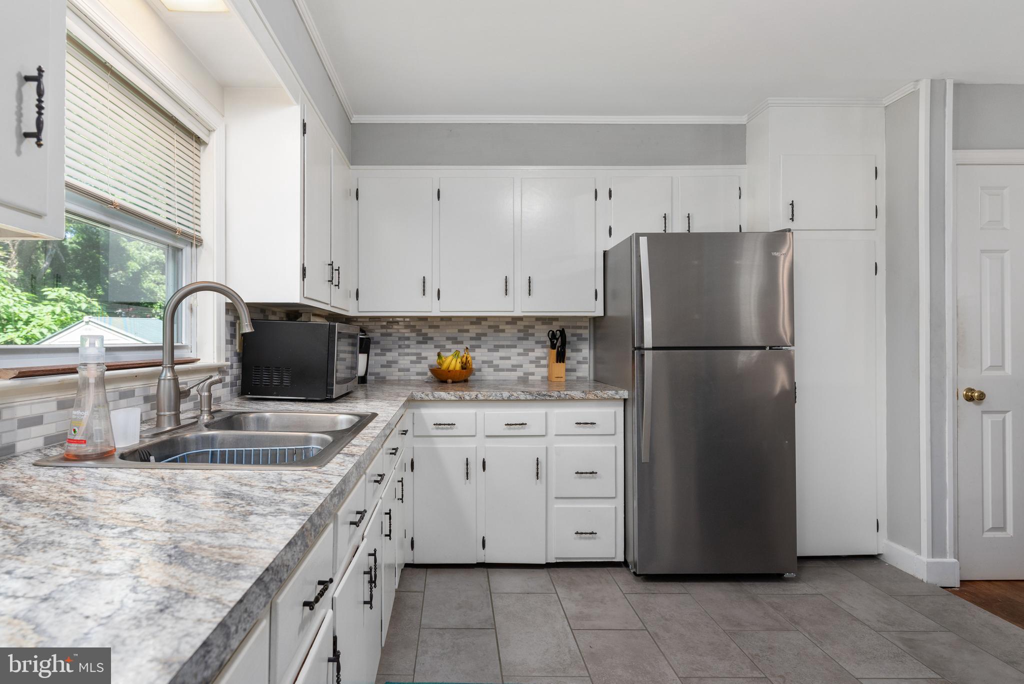 CHURCH HILL - Residential