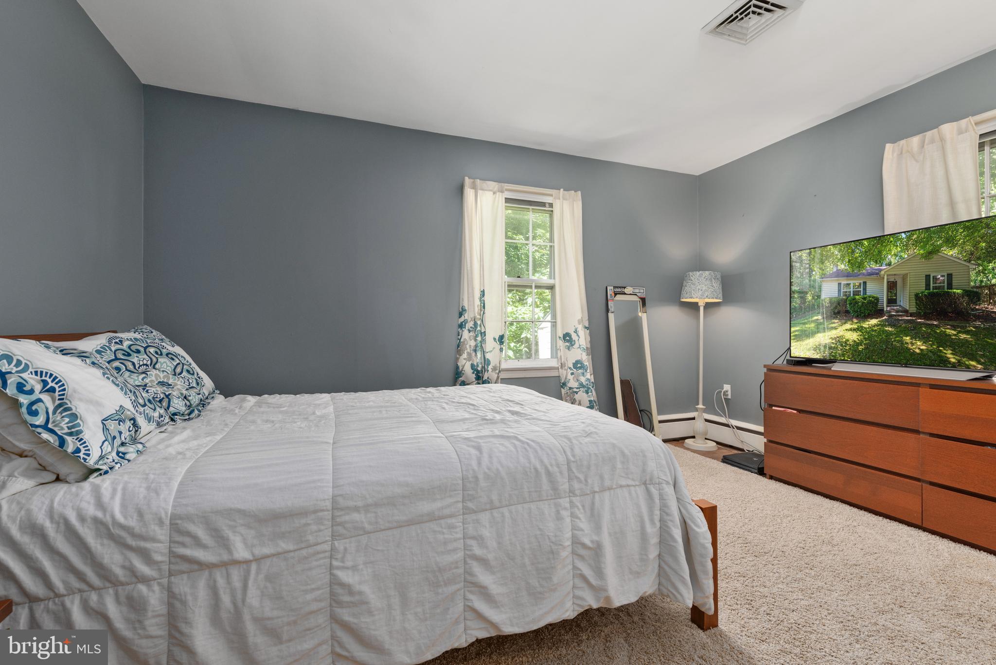 CHURCH HILL - Residential