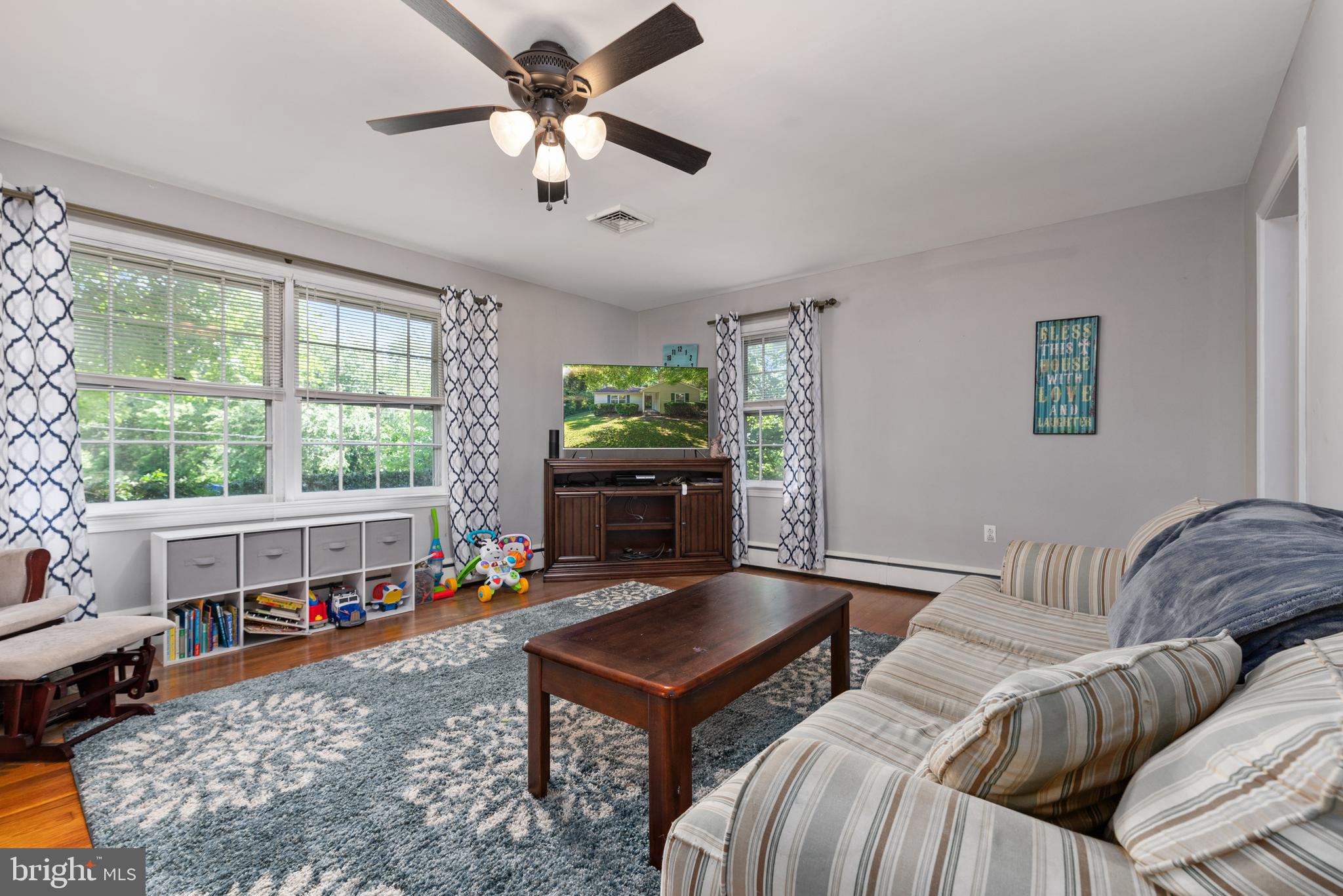 CHURCH HILL - Residential