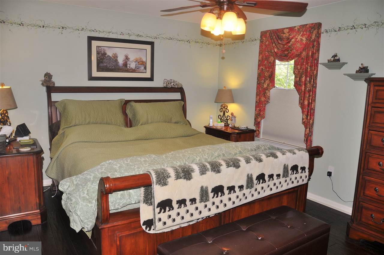 POPLAR SPRINGS - Residential