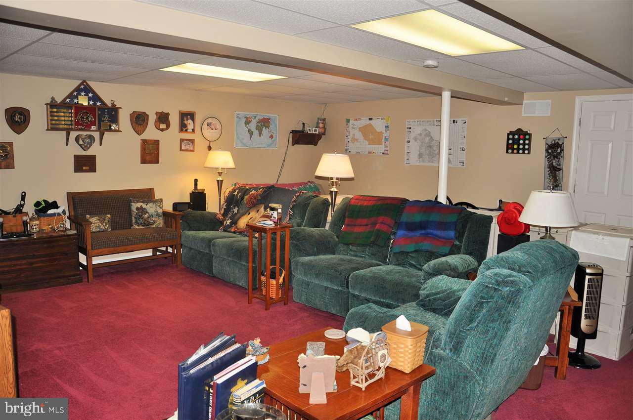 POPLAR SPRINGS - Residential