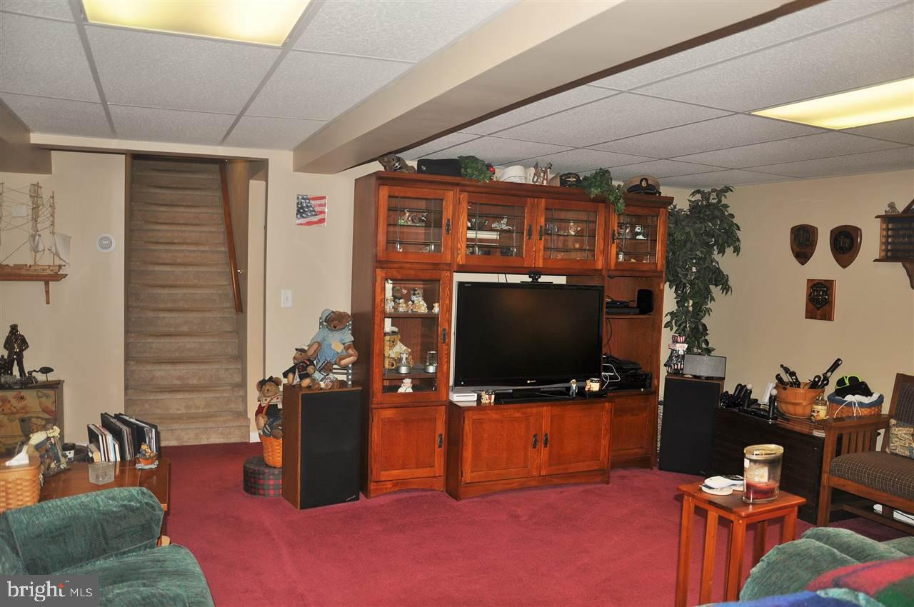 POPLAR SPRINGS - Residential