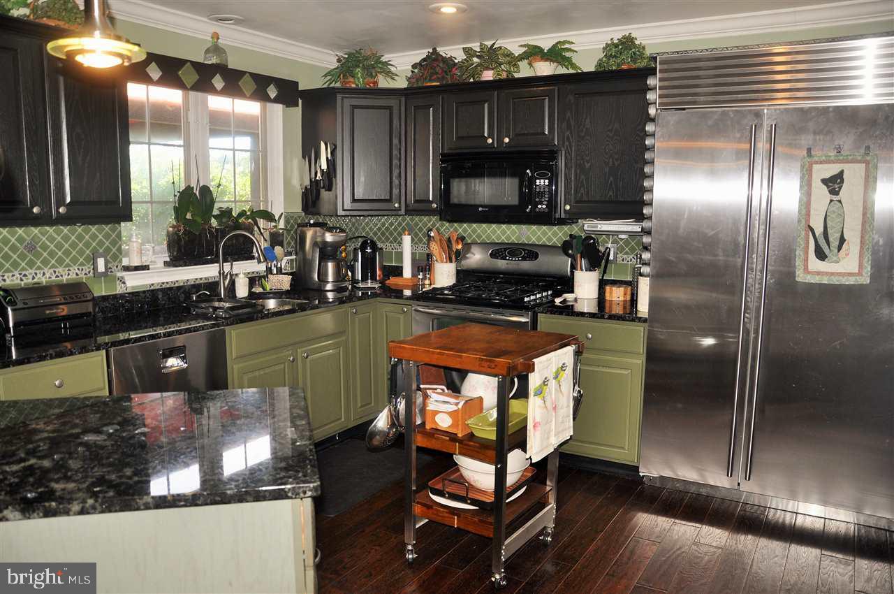 POPLAR SPRINGS - Residential