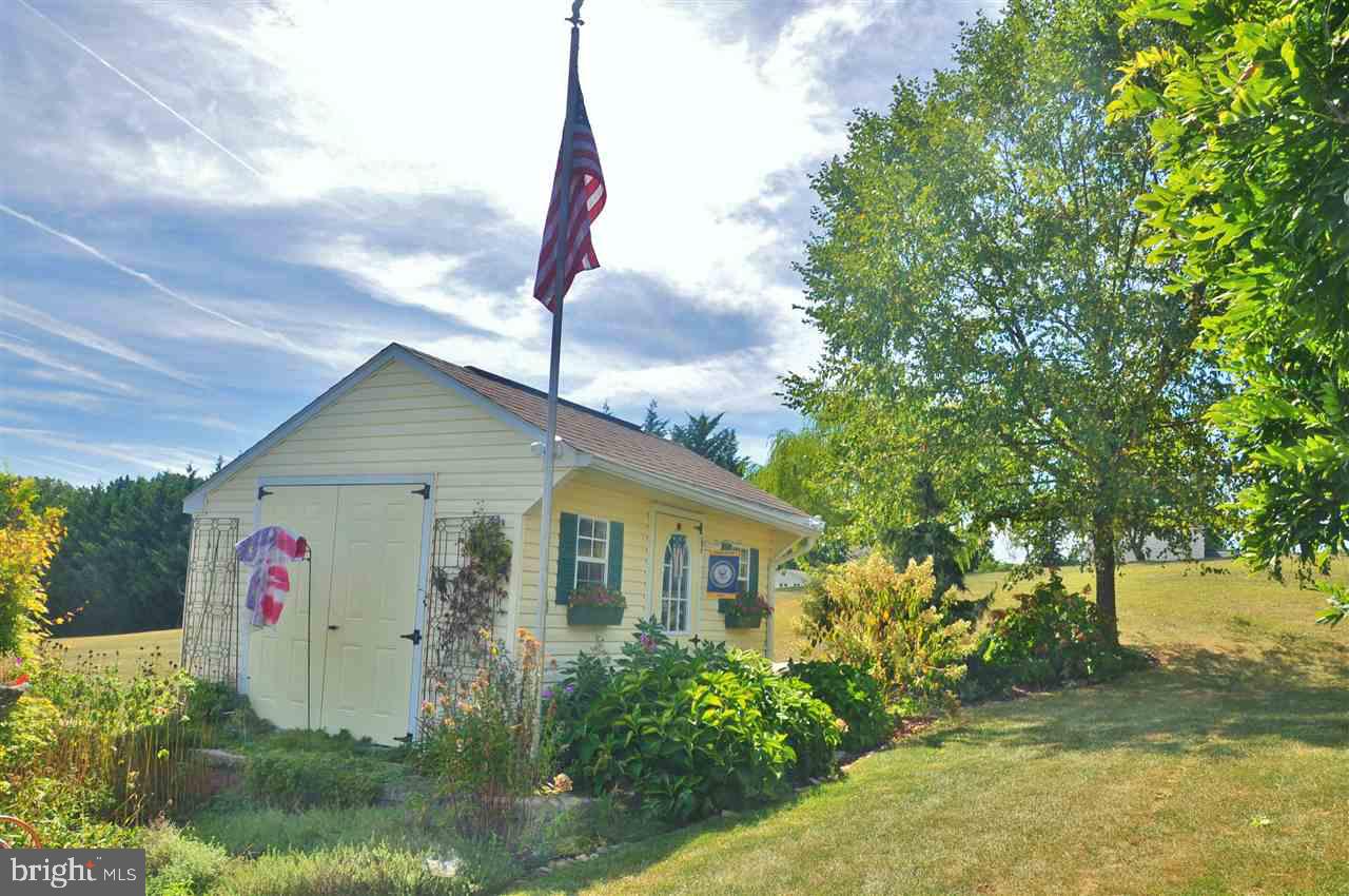 POPLAR SPRINGS - Residential