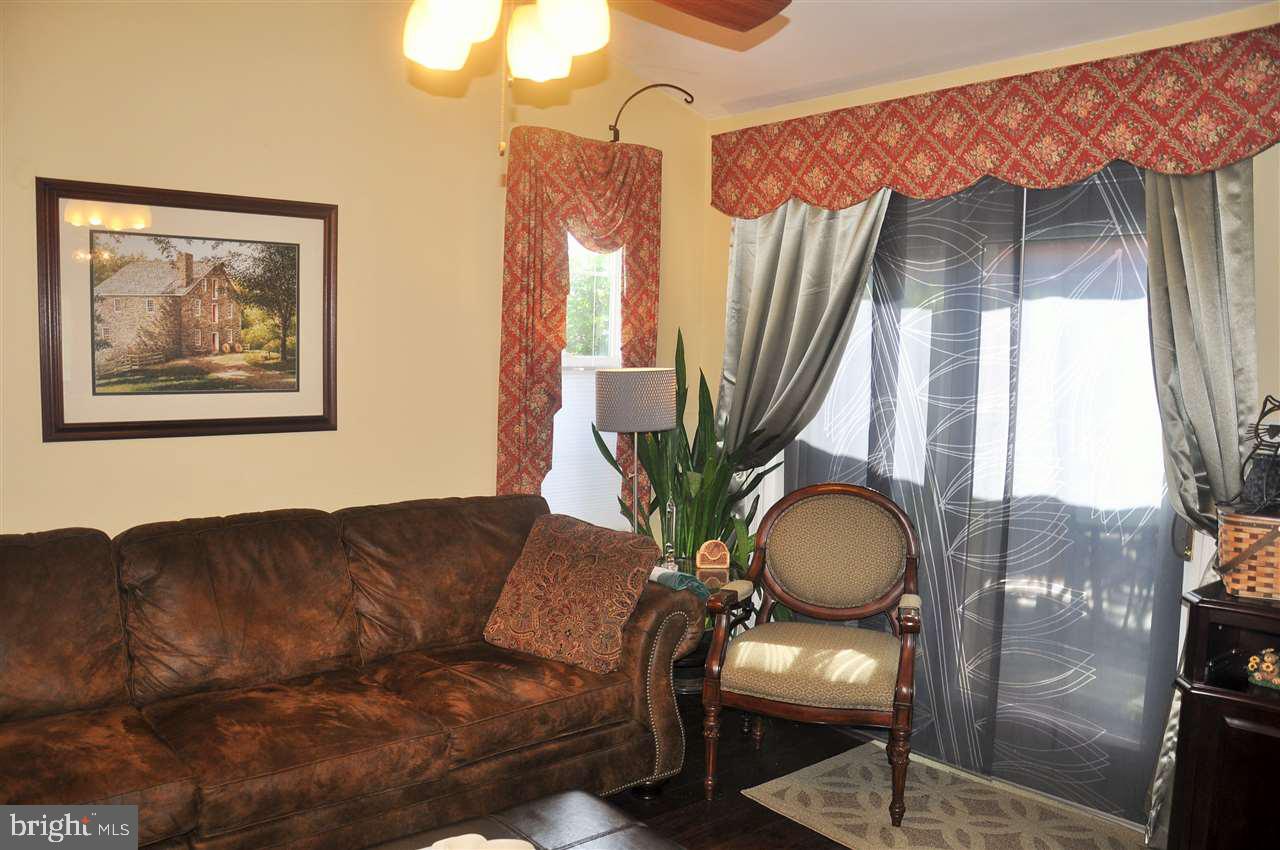 POPLAR SPRINGS - Residential