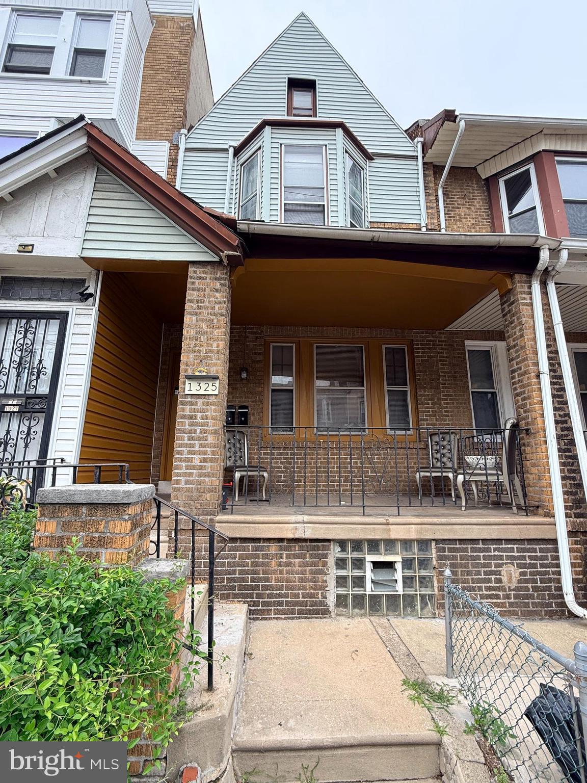 1325 W WINGOHOCKING STREET