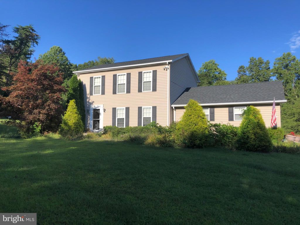 Photo of 1718 Potato Valley Road, HARRISBURG, PA 17112 (MLS # PADA2056616)