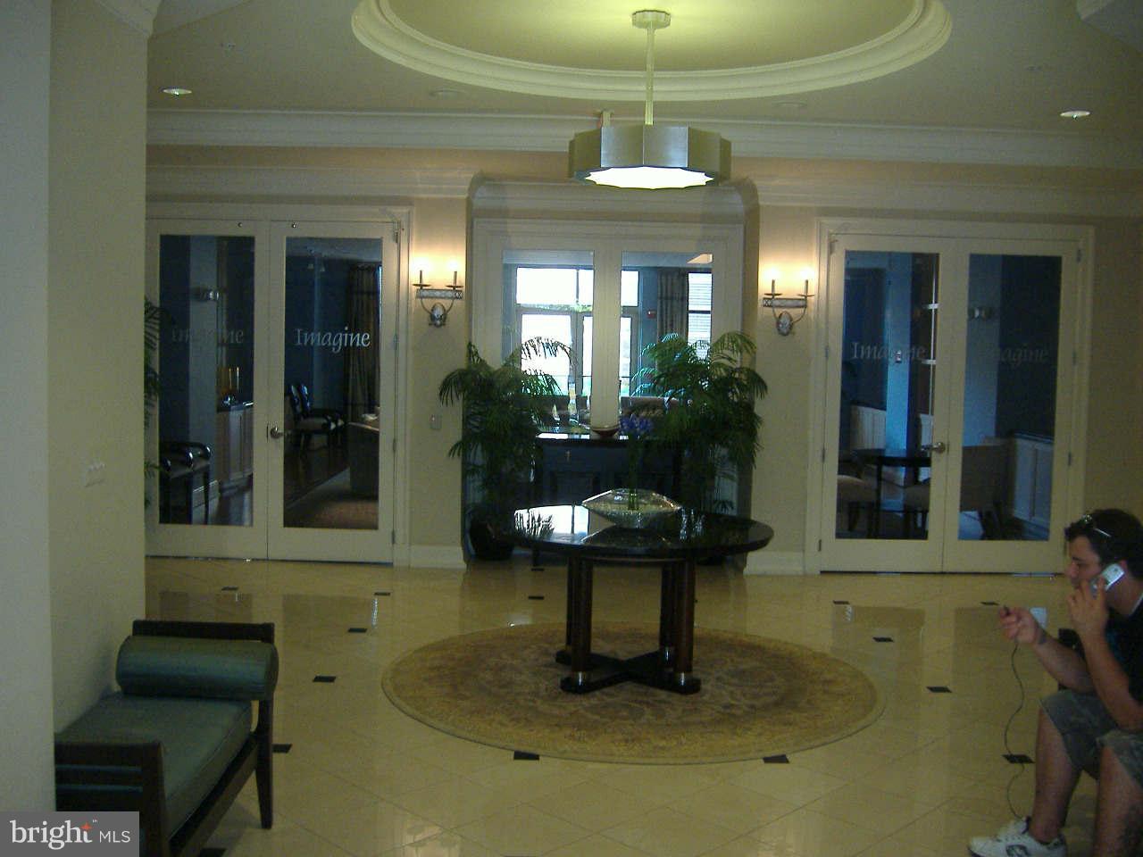 SAVOY AT RESTON TOWN CENTER - Residential Lease