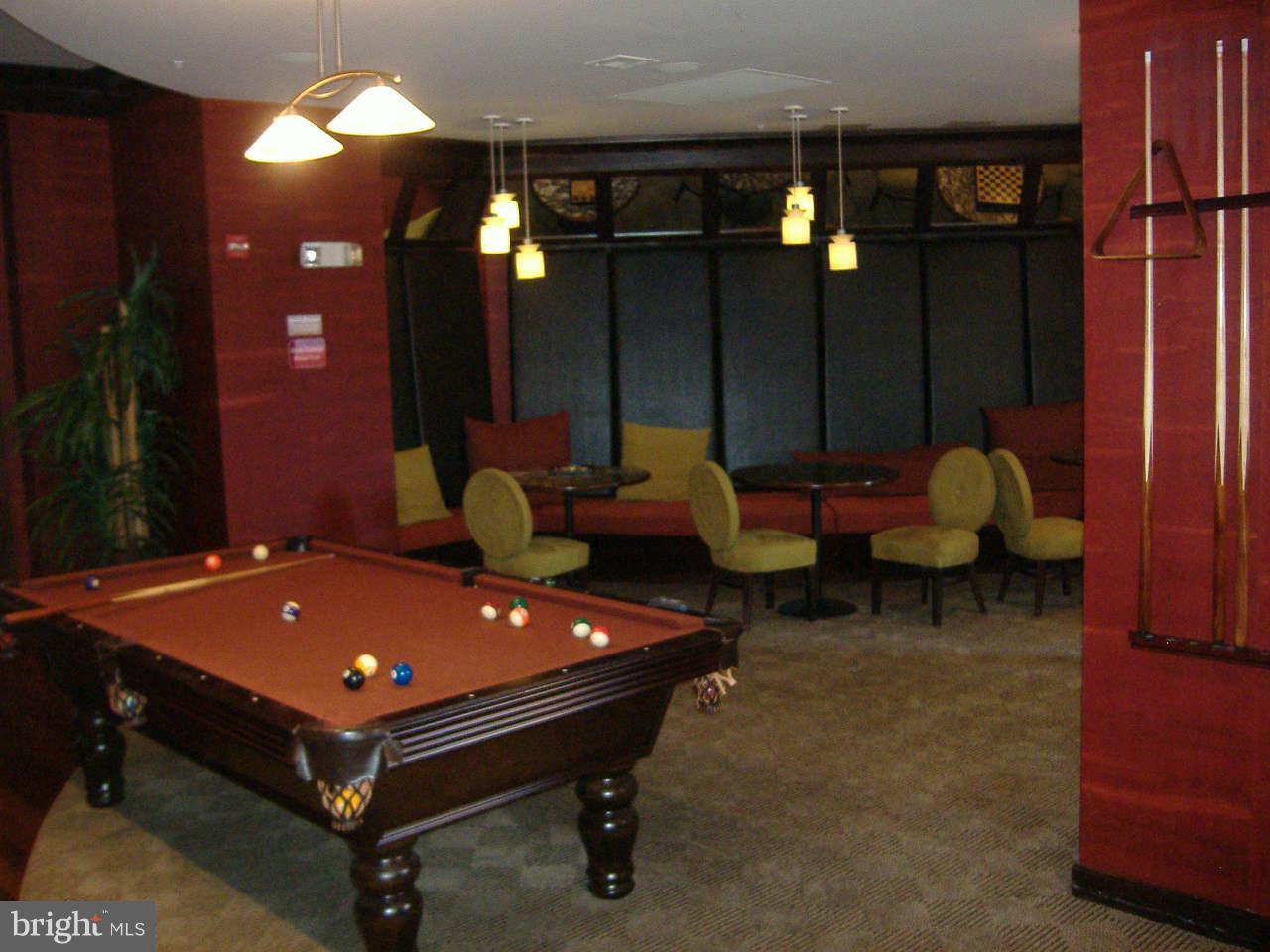 SAVOY AT RESTON TOWN CENTER - Residential Lease