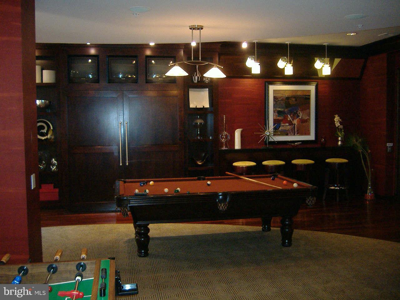 SAVOY AT RESTON TOWN CENTER - Residential Lease