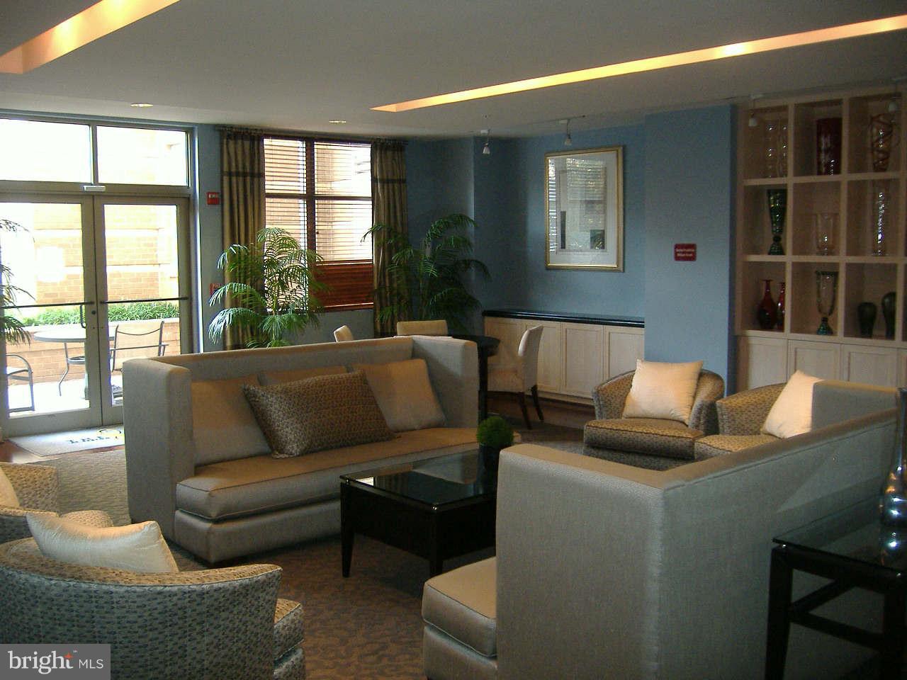 SAVOY AT RESTON TOWN CENTER - Residential Lease