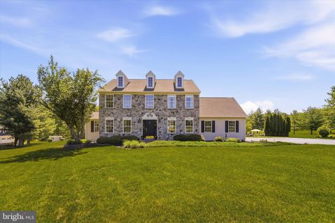 Photo of 205 Maplewood Drive, PHOENIXVILLE, PA 19460 (MLS # PACT2122766)