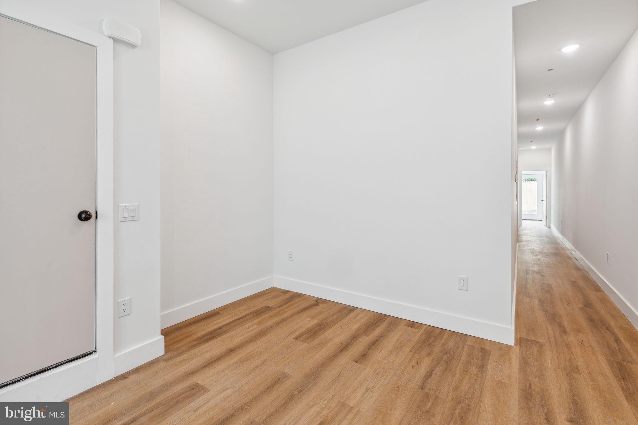 WEST KENSINGTON - Residential Lease